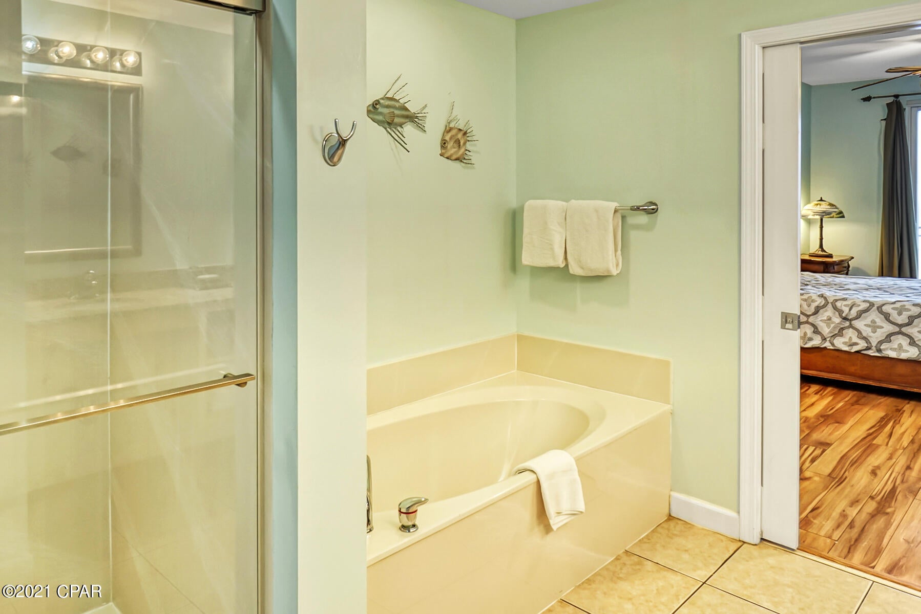 Splash Condo - Residential