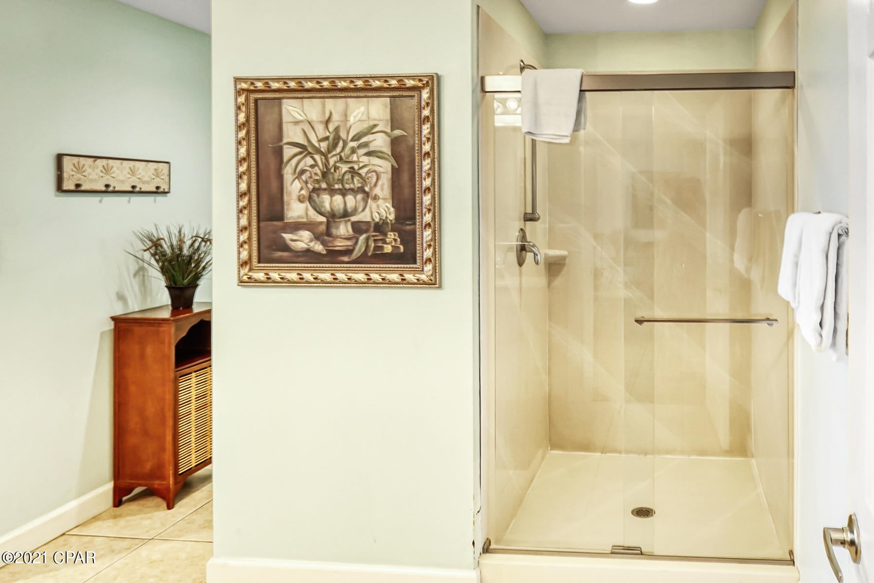Splash Condo - Residential