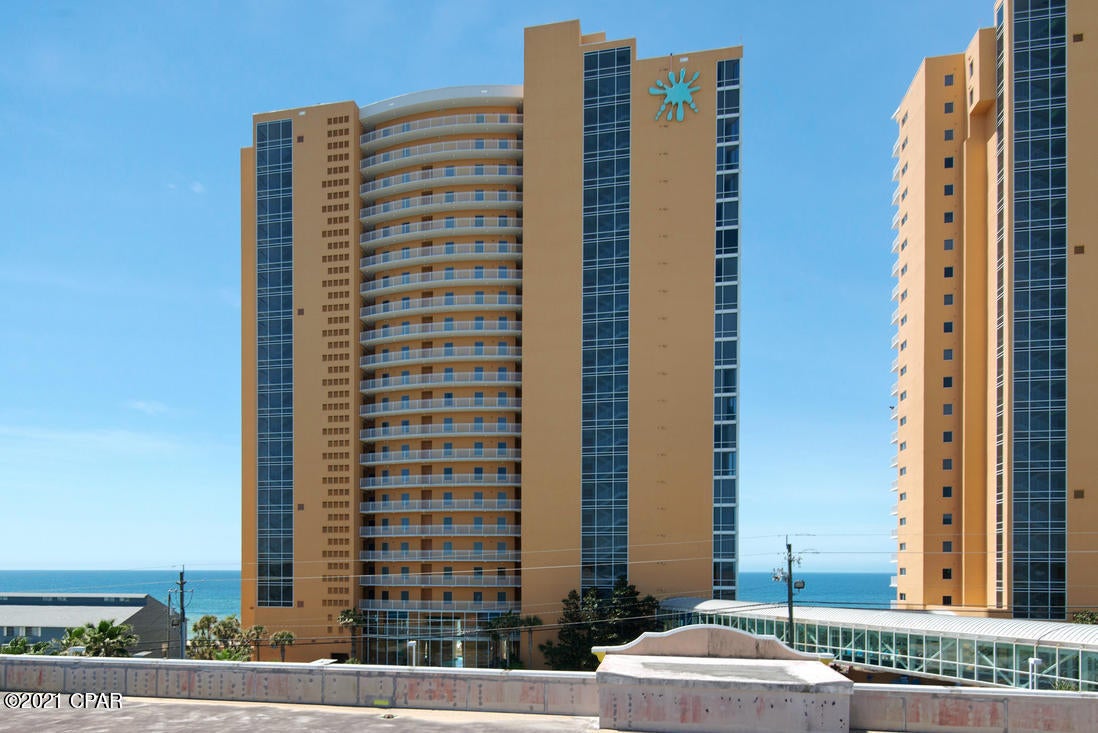 Splash Condo - Residential