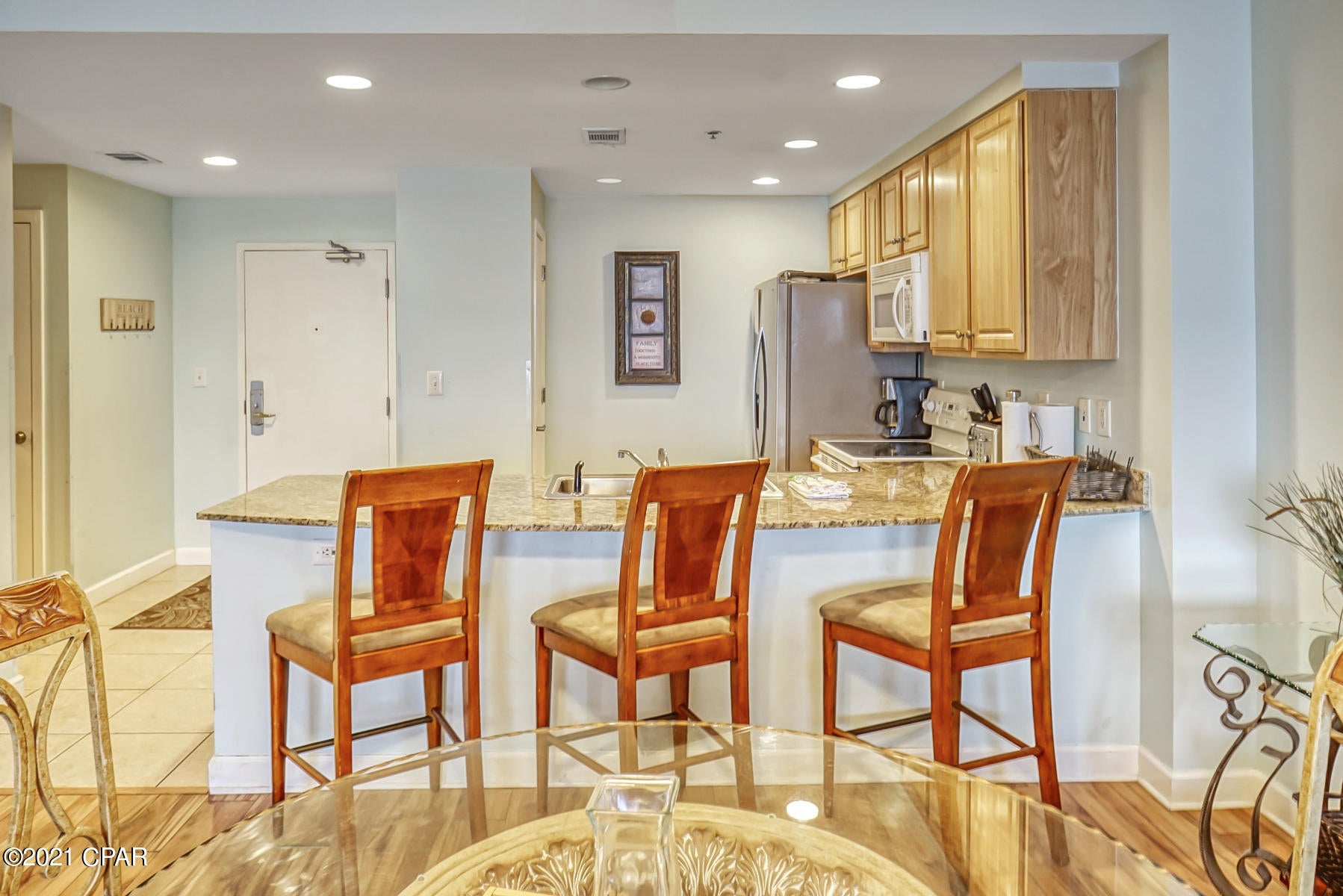Splash Condo - Residential