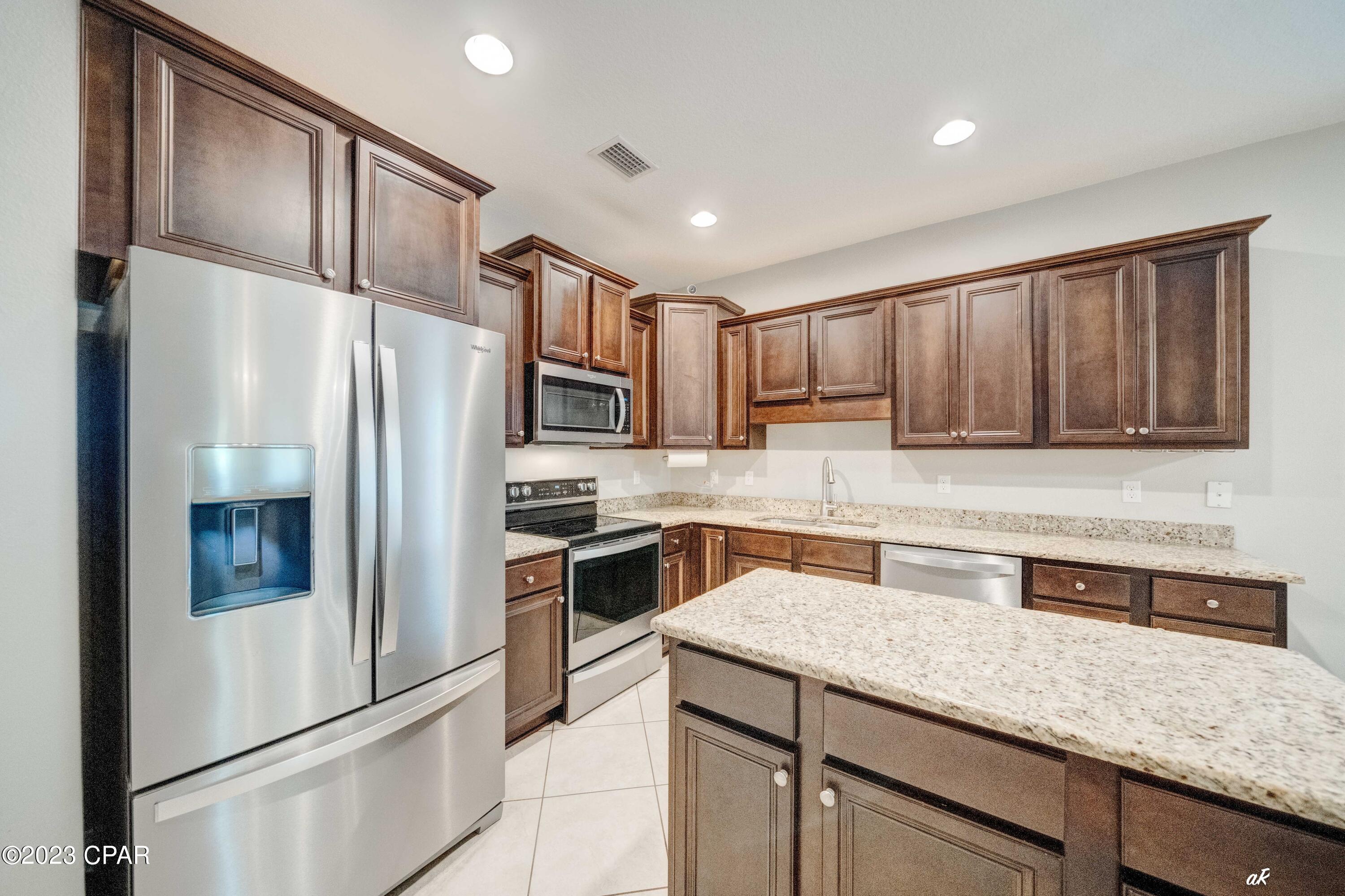 Plantation Park - Residential Lease