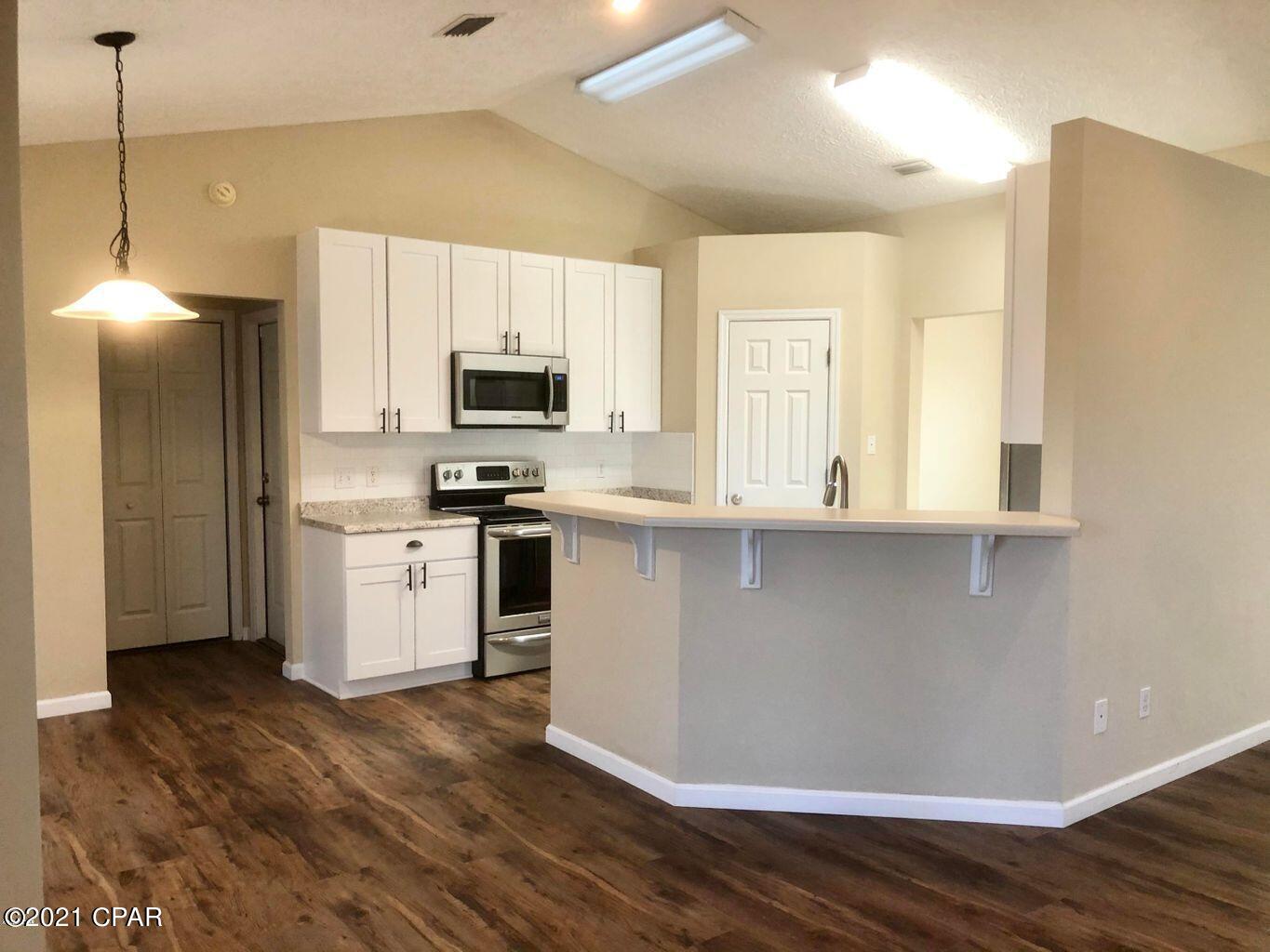 [No Recorded Subdiv] - Residential Lease