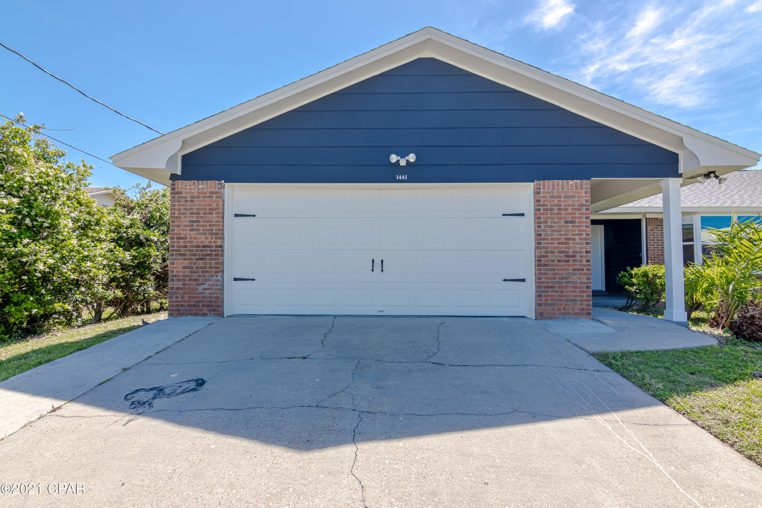 [No Recorded Subdiv] - Residential