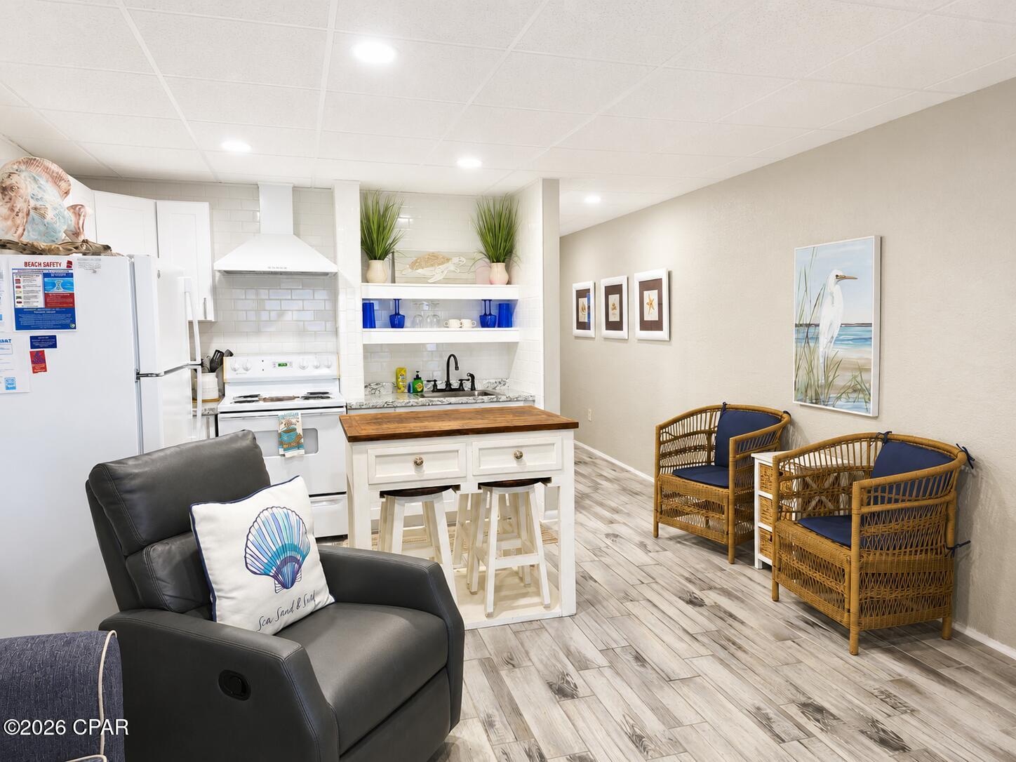 Continental Condos - Residential