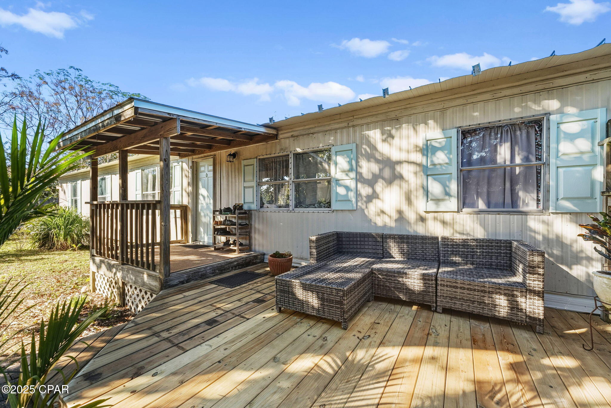 3 bedroom, 2 bath mobile home with 1,344 
SF on the West end of Panama City Beach. 60 x 120 lot, no HOA's, close to 30A

Price is firm cash buyer is ideal because the seller does not have insurance and it may need a new roof to insure