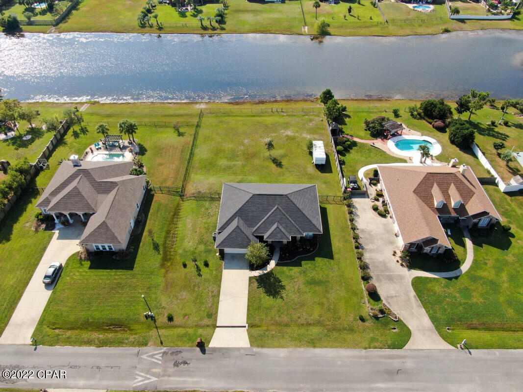 Kirkland Manor - Residential