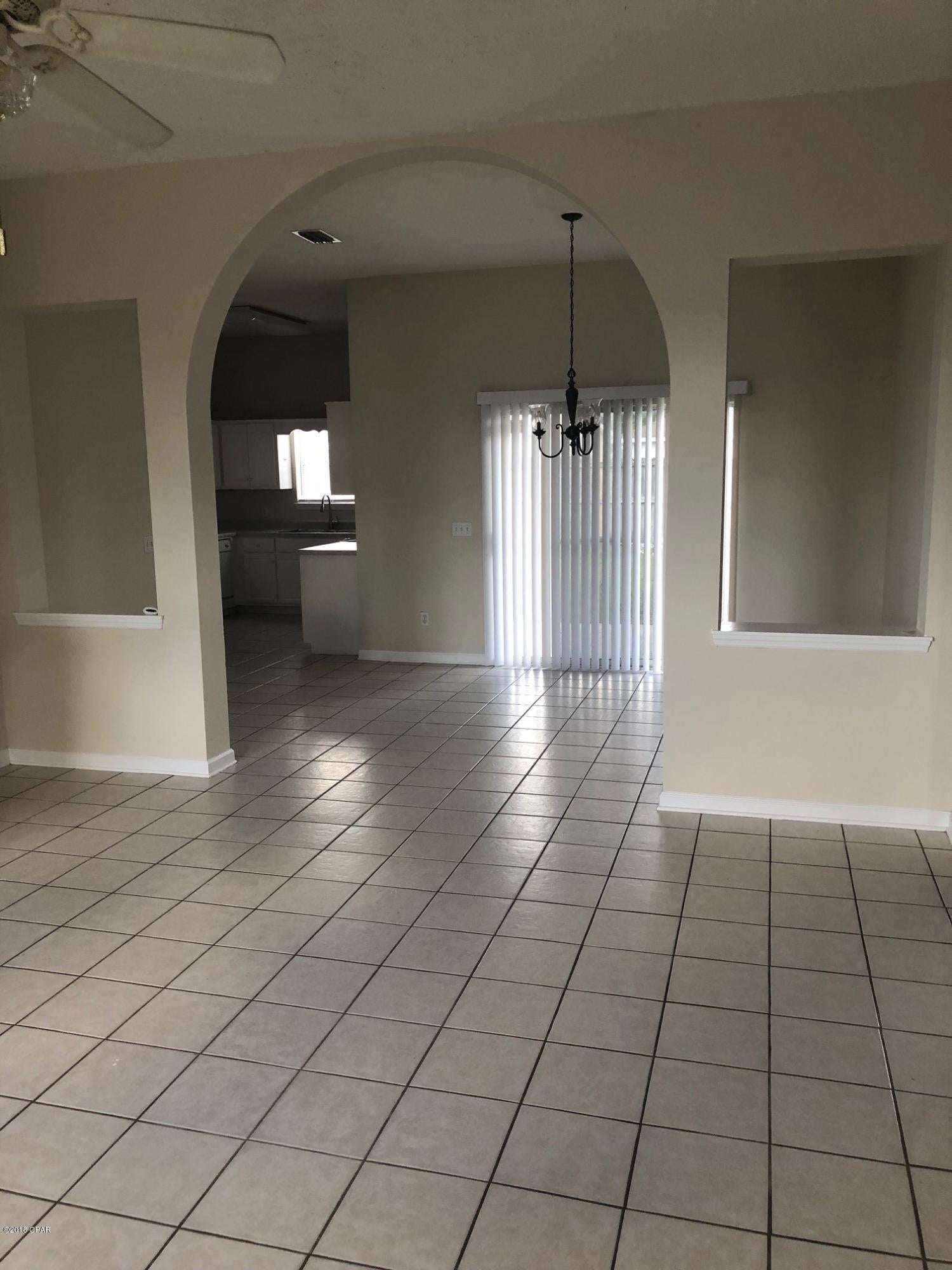 Fernwood Park - Residential Lease