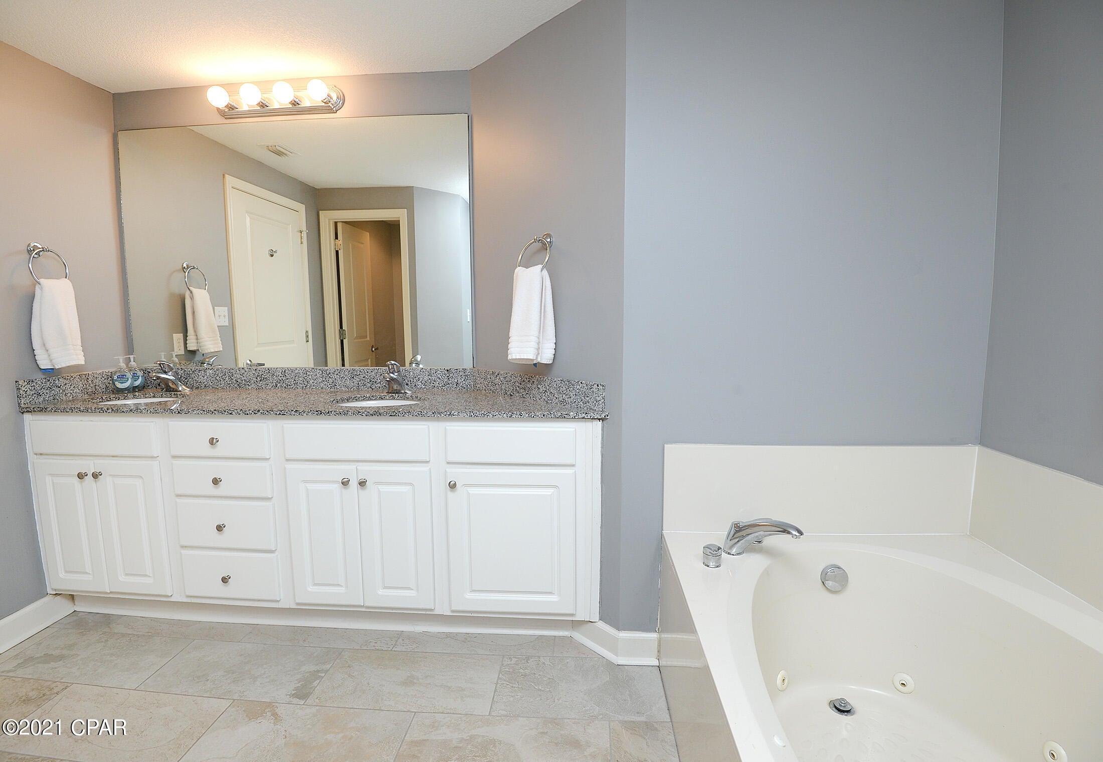Grandview East At Long Beach - Residential
