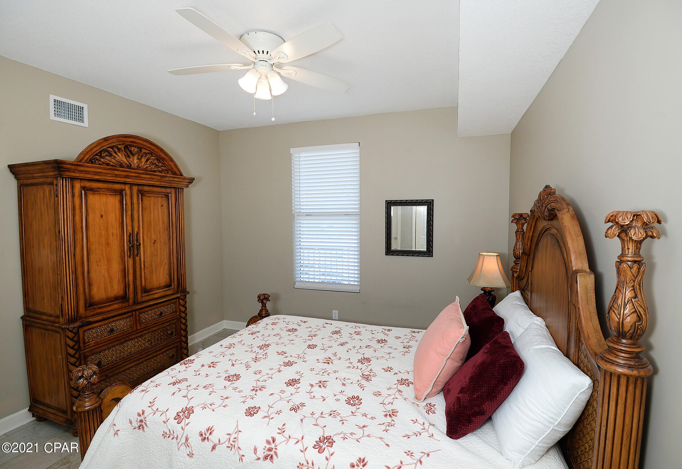 Grandview East At Long Beach - Residential