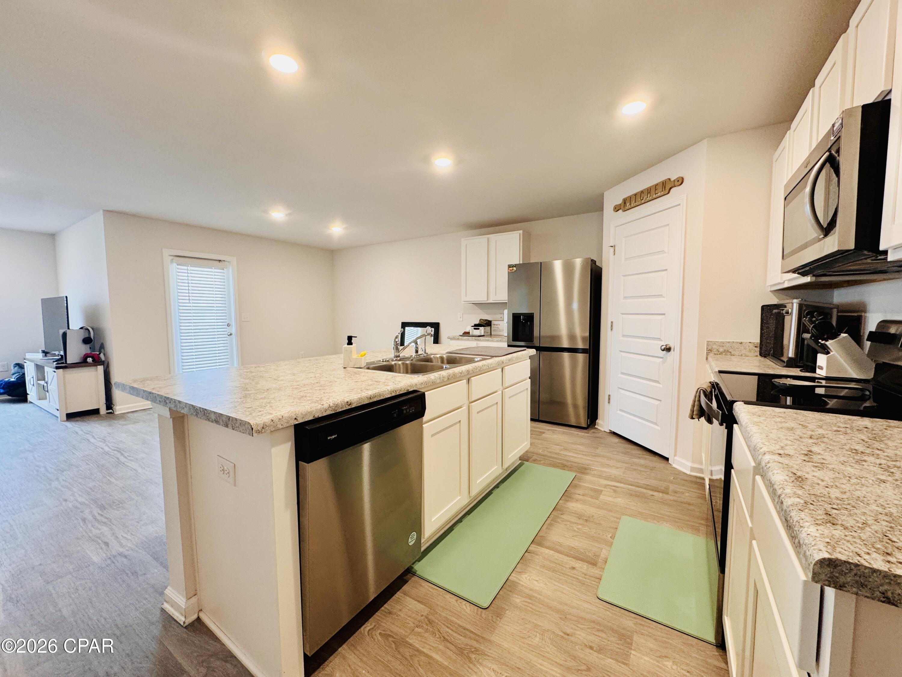 [No Recorded Subdiv] - Residential Lease