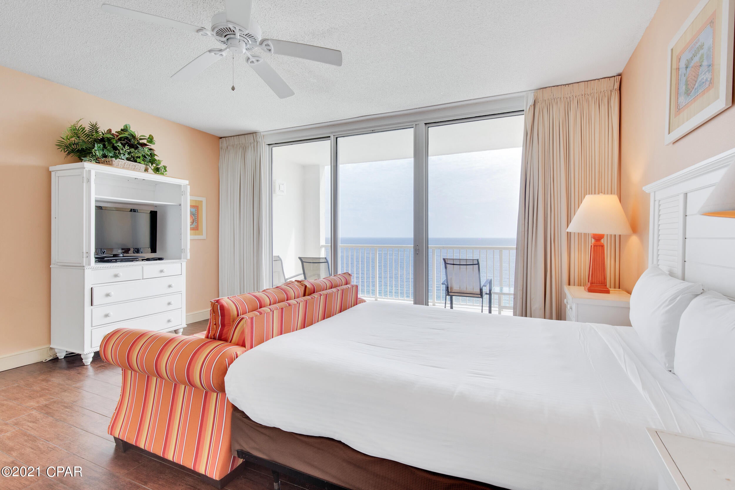 CURRENTLY UNDER CONTRACT, SELLER ACCEPTING BACKUP OFFERS. This FULLY-FURNISHED efficiency at Majestic Beach Resort comes complete with BUNK BEDS! The amenities at Majestic Beach are as good as it gets. Featuring an on-site bar and grill, TWO beautiful indoor pools with views, TWO resort style pools, an on-site market, tennis, a fantastic fitness center, owner's lounge, meeting rooms and much more. Make an appointment to see this fantastic condo before it goes...