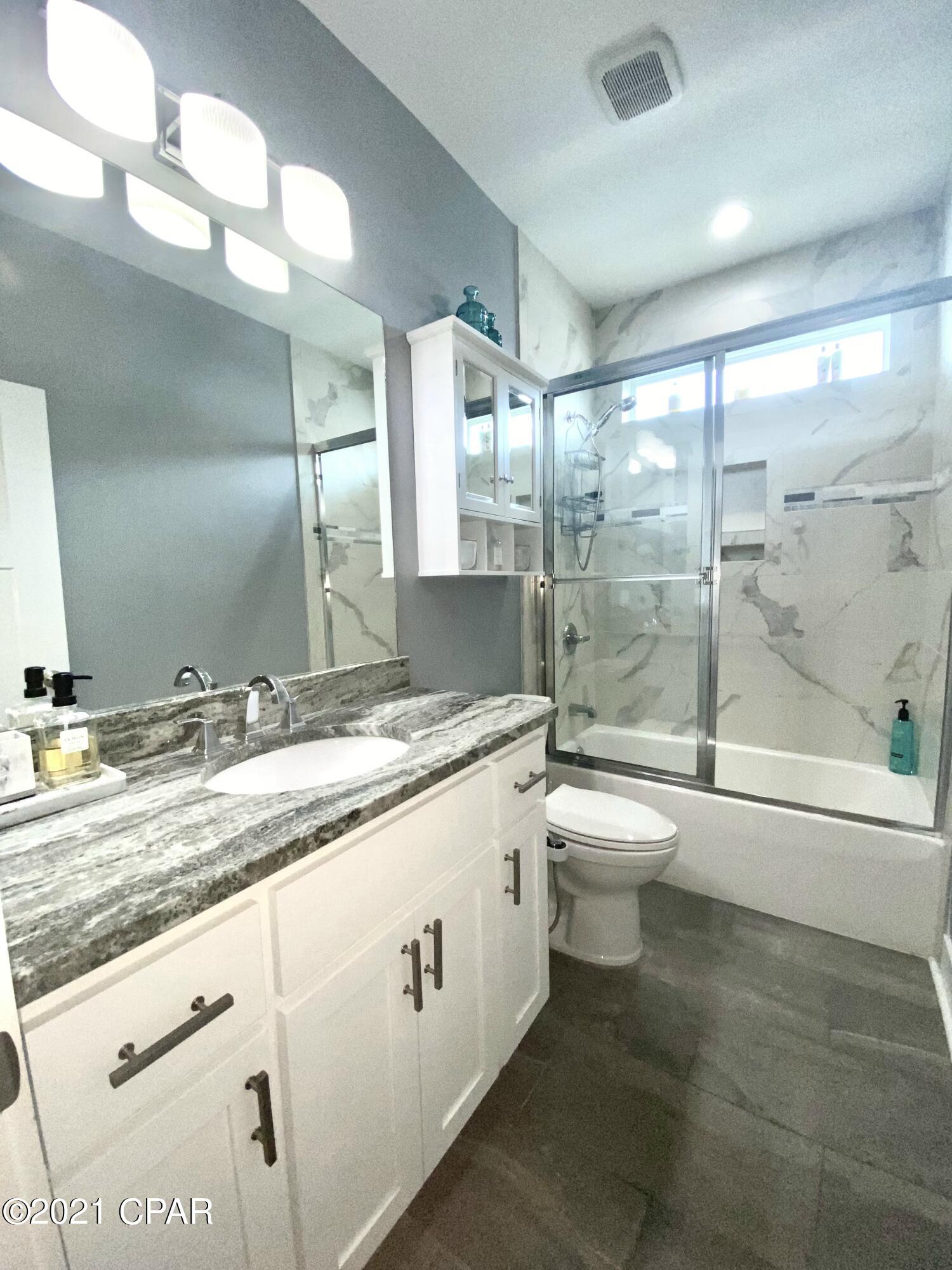 Crestview Heights 1st Add - Residential