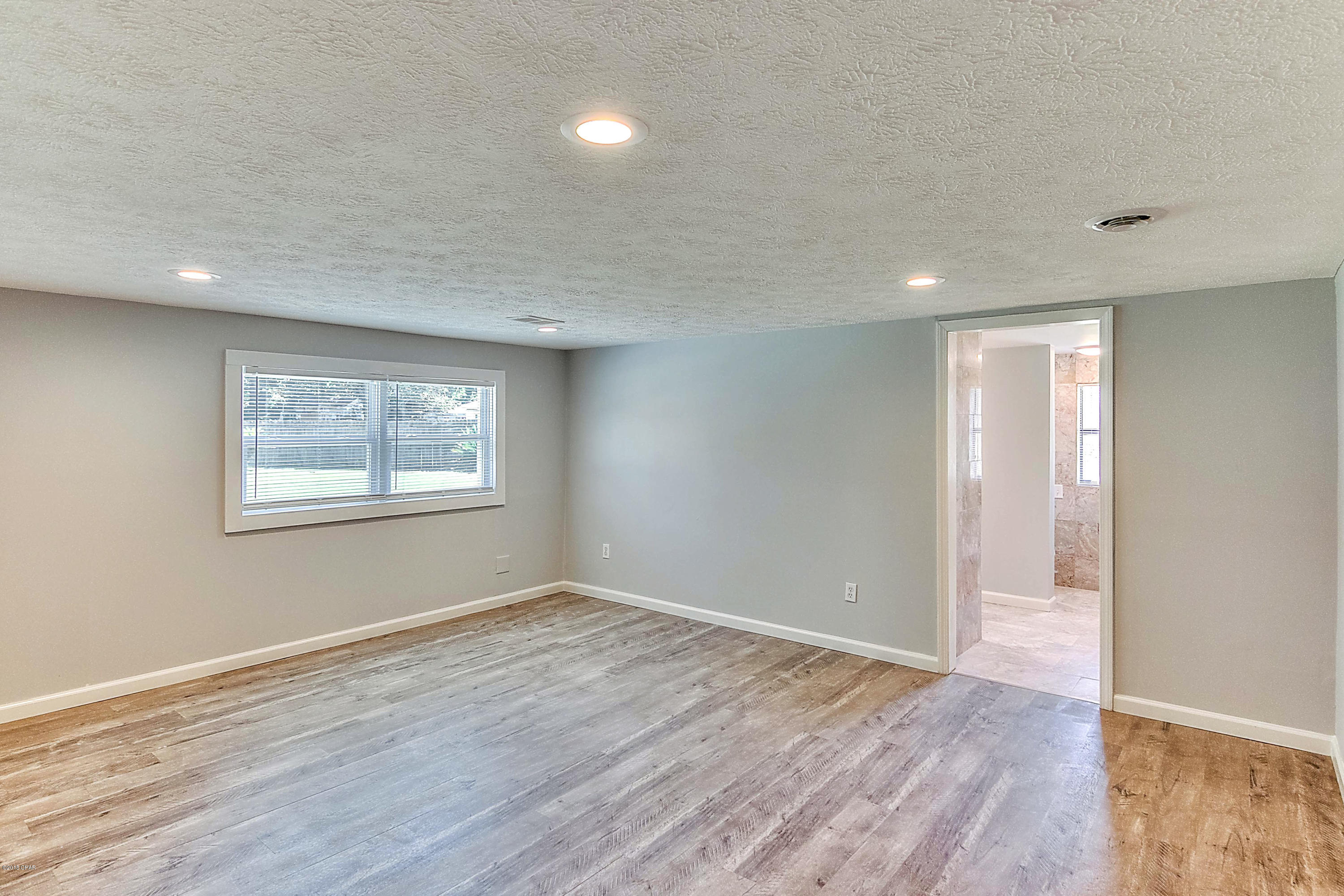 Hentz 1st Add Unit A - Residential