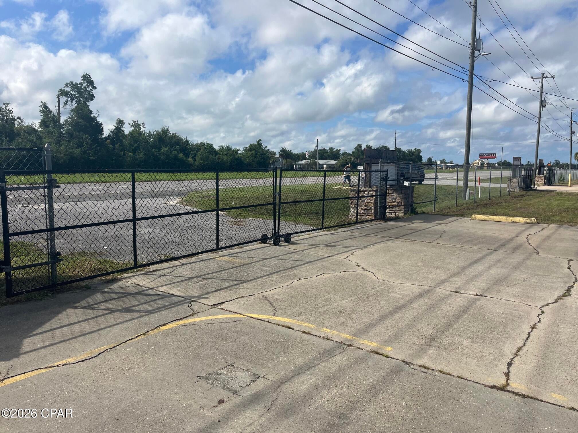 [No Recorded Subdiv] - Commercial Lease