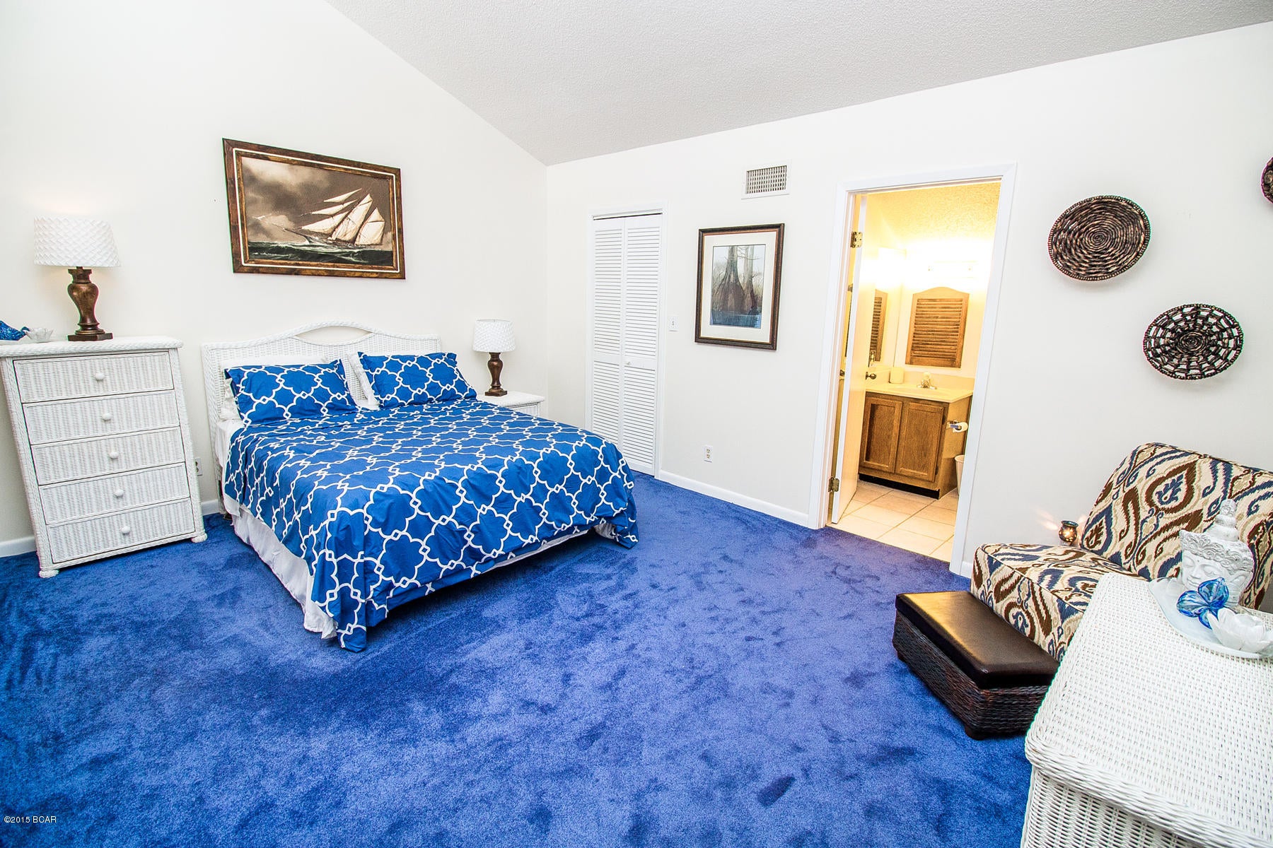 Emerald Shores Condo - Residential