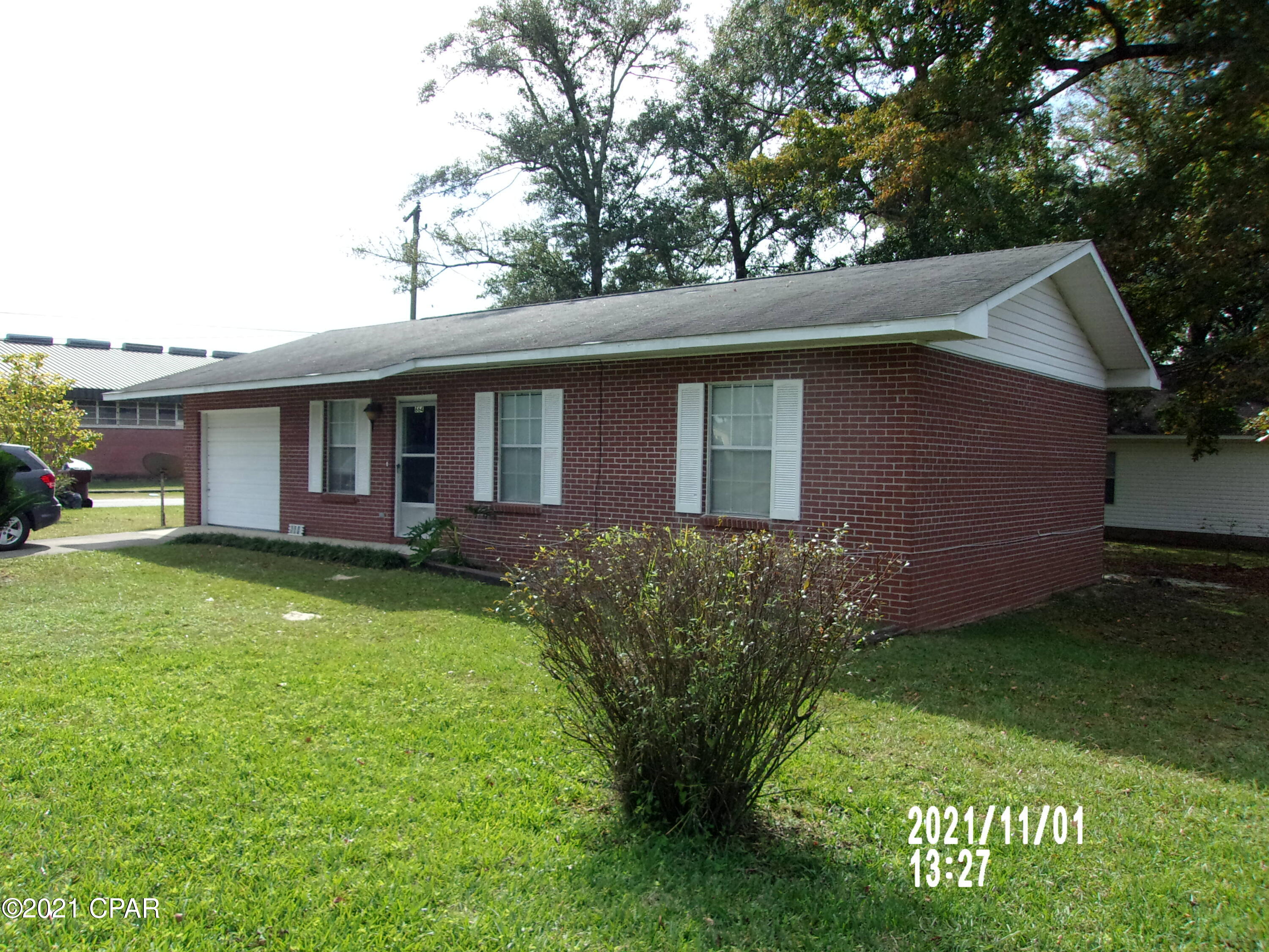 2 Bedroom Brick home on corner lot in the city limits of Chipley, Florida. Large Attached Garage with laundry room. Open concept for living room and dinning room. Quaint country kitchen. Large master bedroom with huge walk-in Closet.

Well manicured lawn with large saga palms. Walking distance to shopping, shopping and schools. Great home for the starters or empty nesters.  Check it out today!!!!!!!!!!