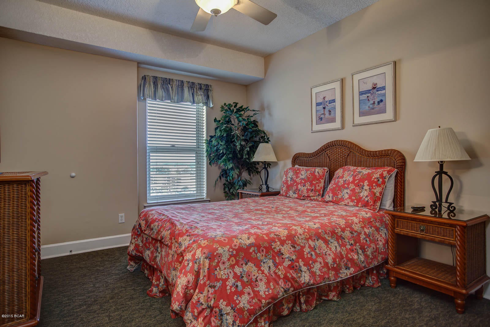 Twin Palms Resort - Residential