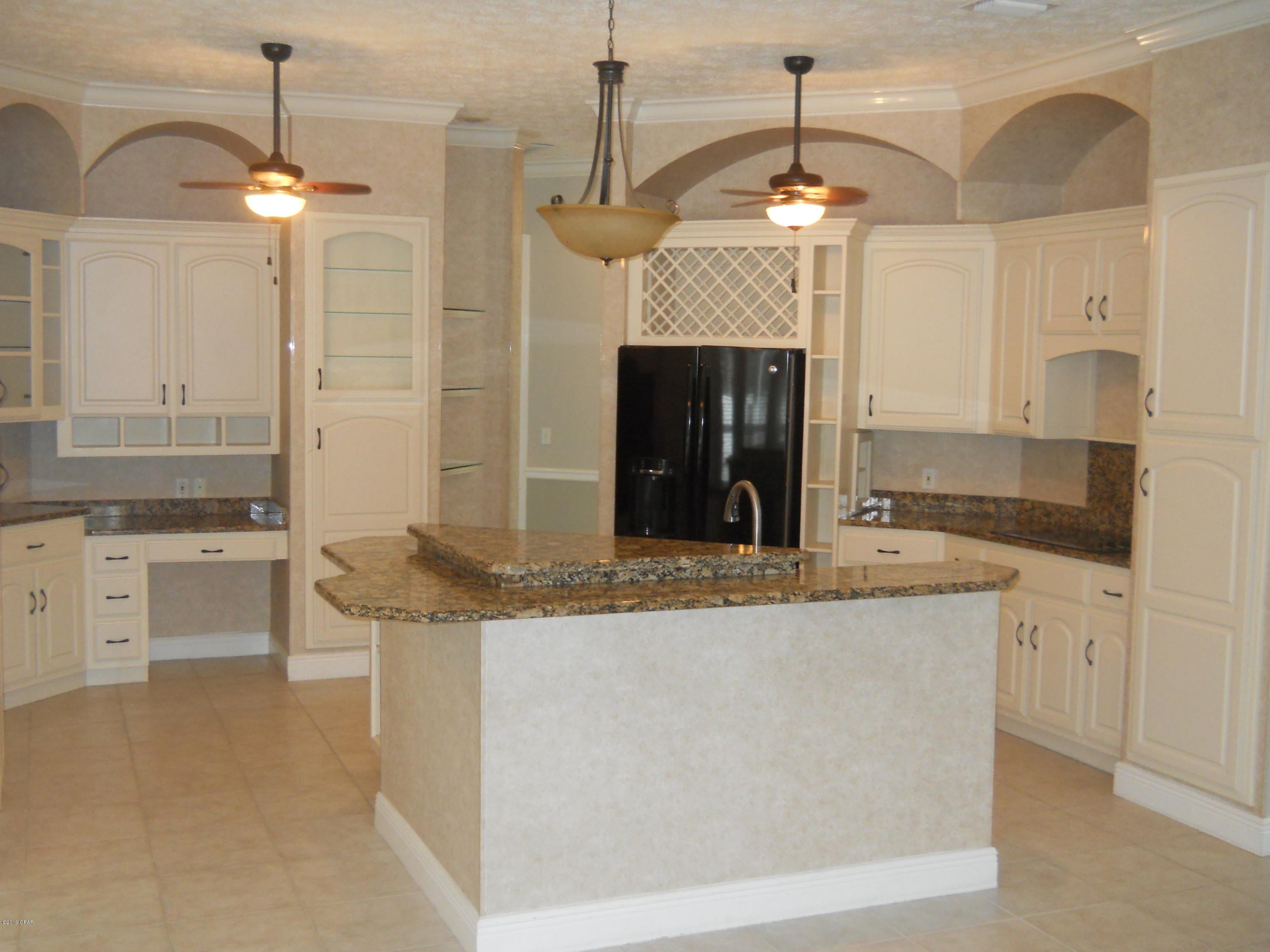 Dolphin Bay Ph I - Residential
