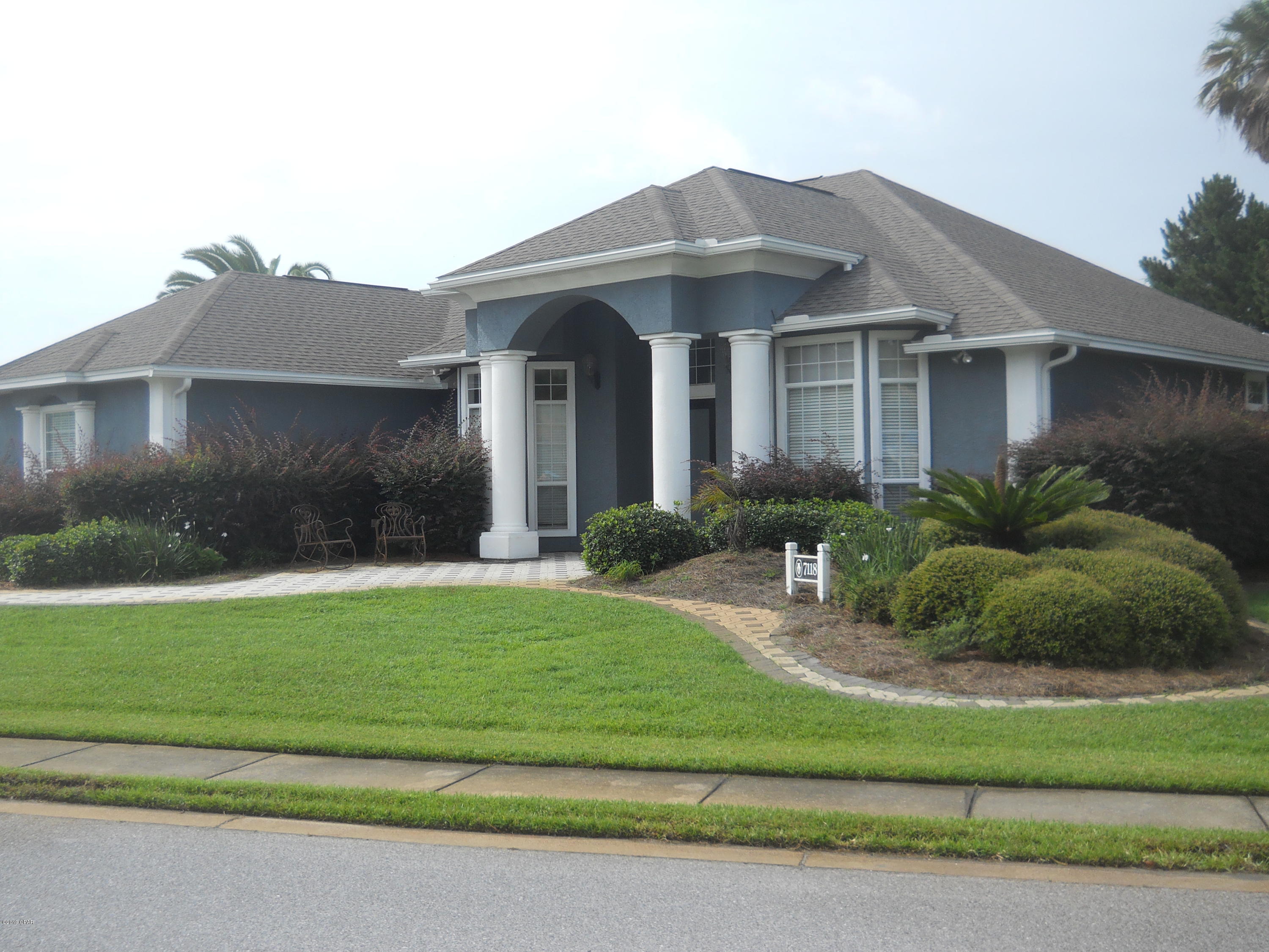 Dolphin Bay Ph I - Residential