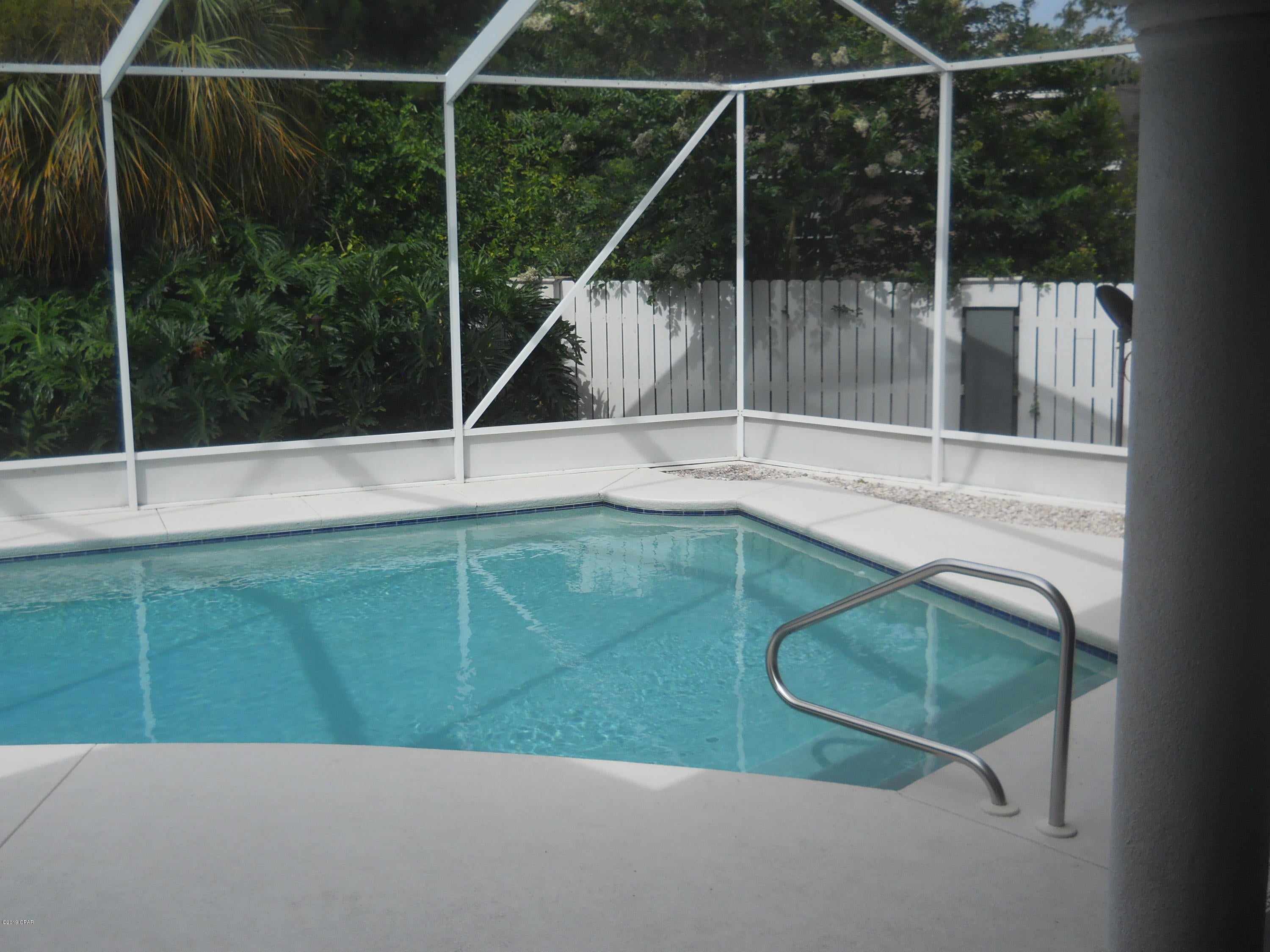 Dolphin Bay Ph I - Residential