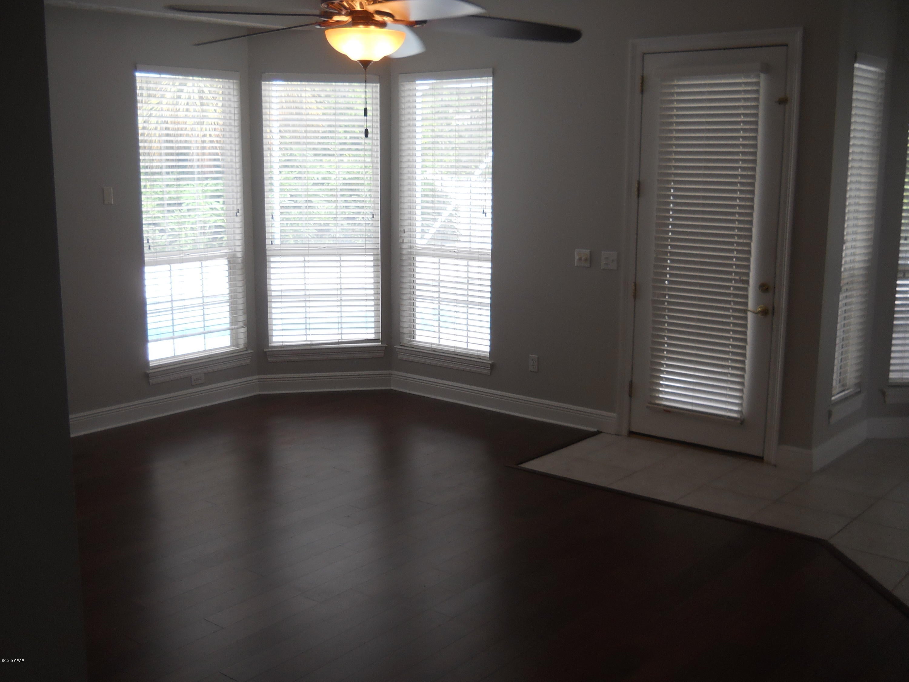 Dolphin Bay Ph I - Residential