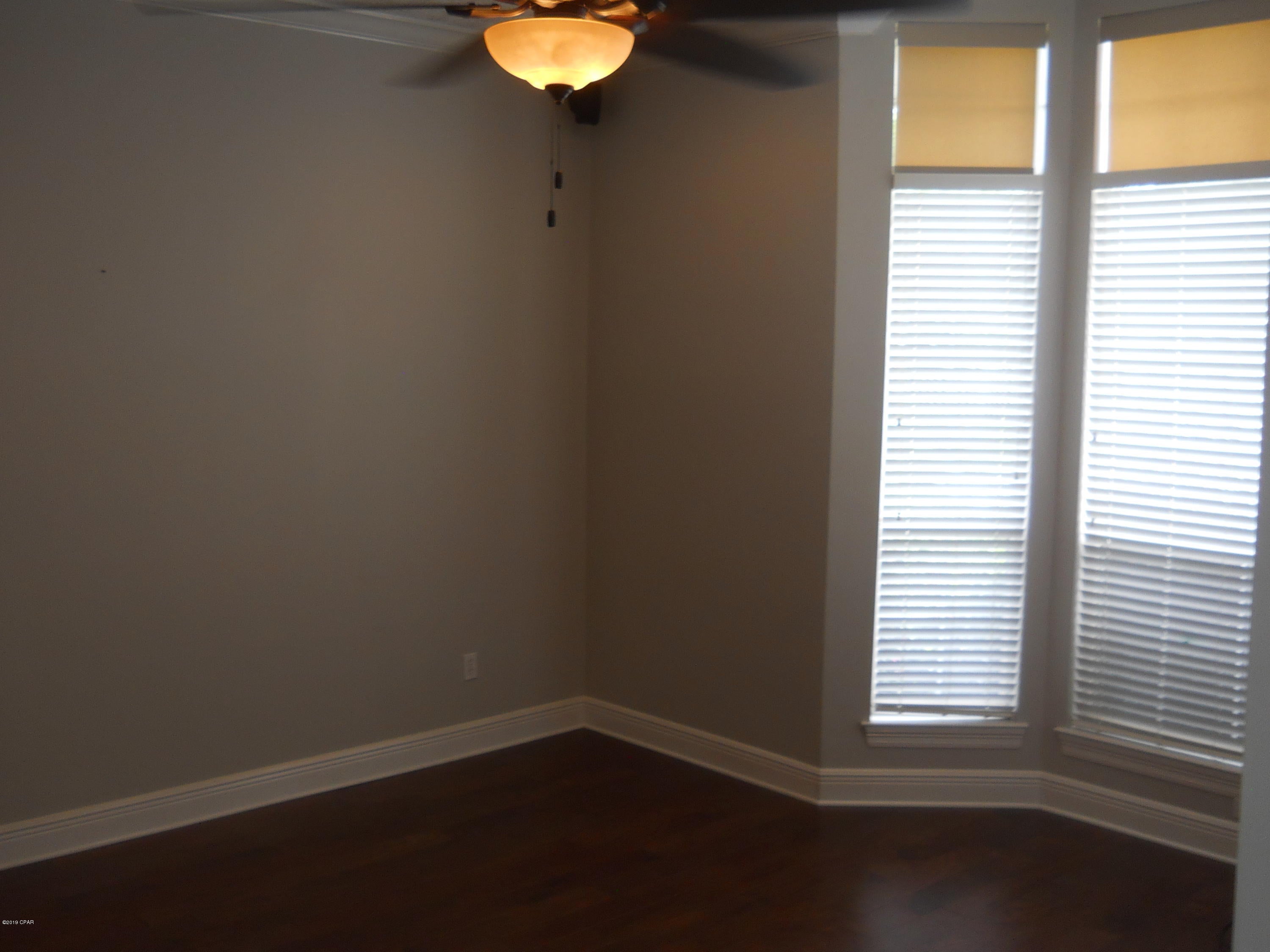 Dolphin Bay Ph I - Residential