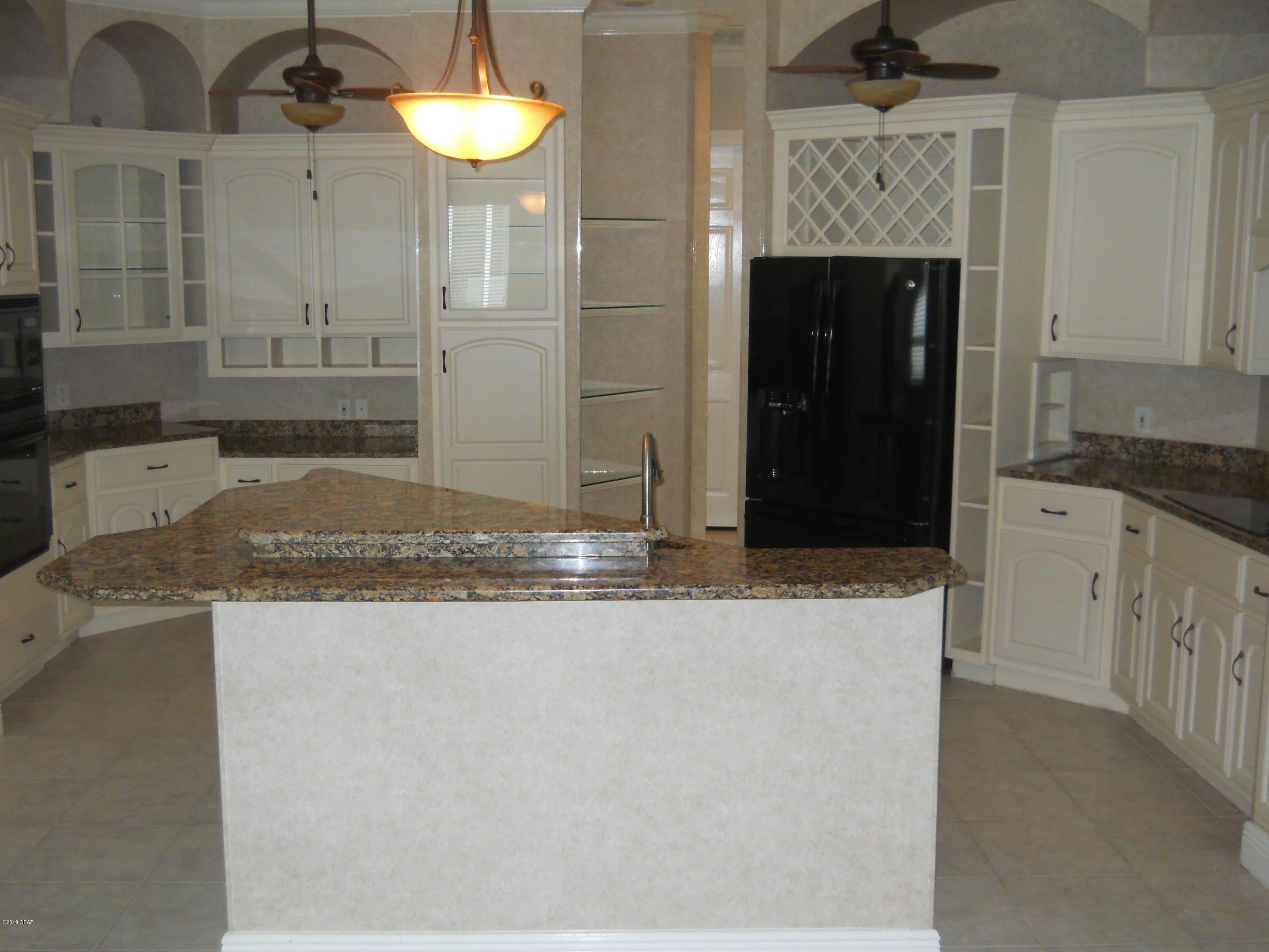 Dolphin Bay Ph I - Residential