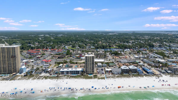 Grande Surf Club Condo - Residential