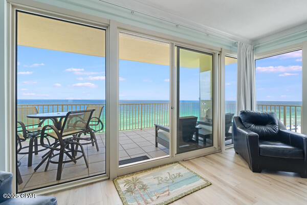 Grande Surf Club Condo - Residential