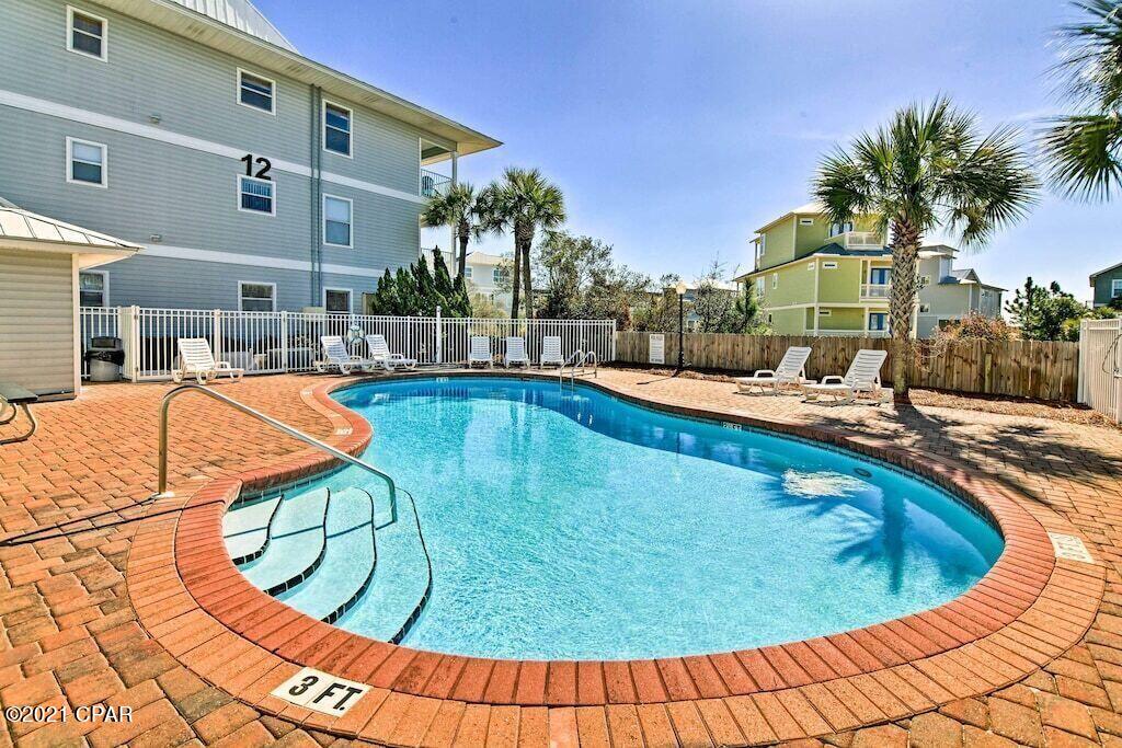 Beachside Villas Condo - Residential