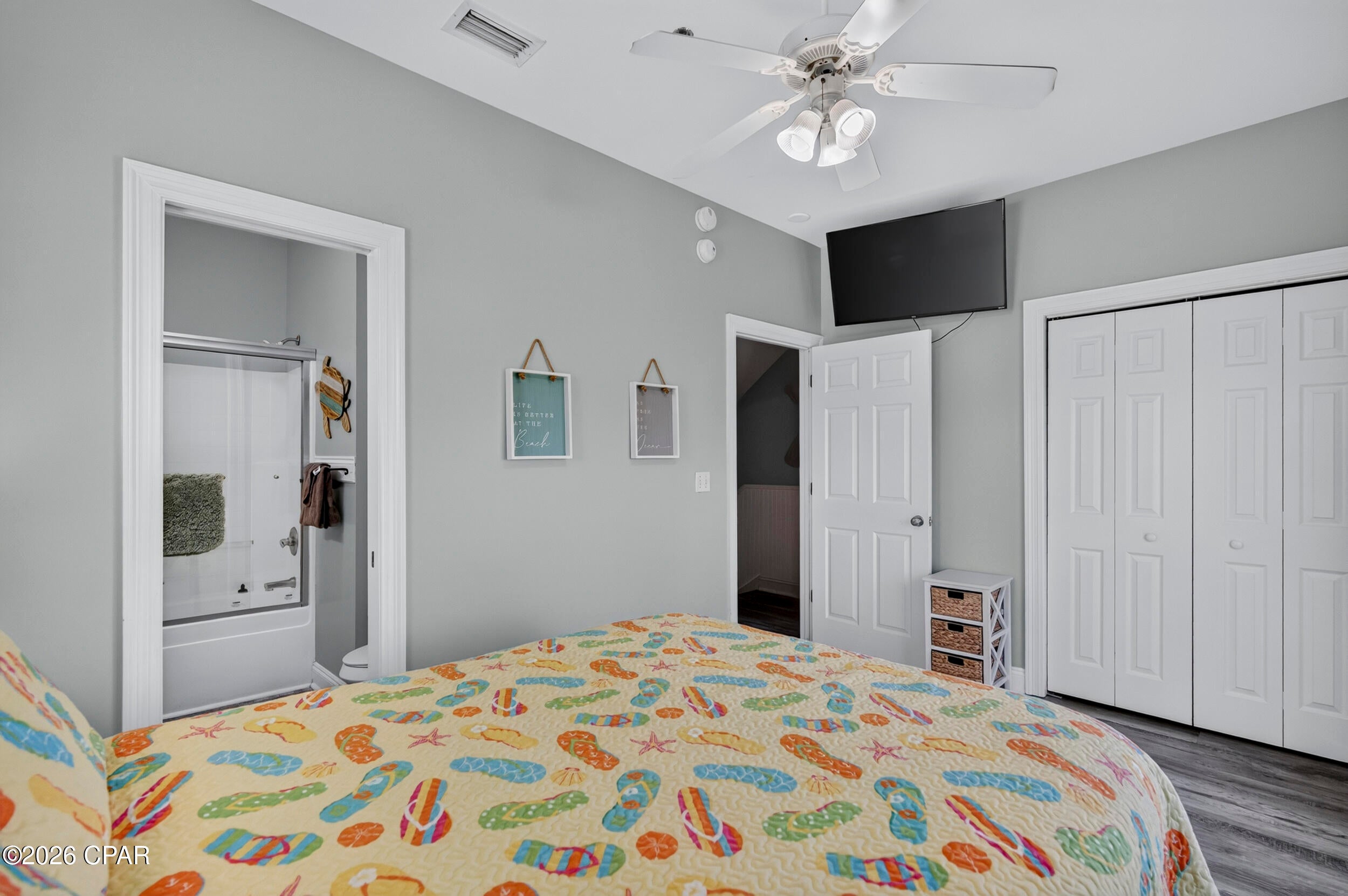 Summer Towne Cottage Condo Ph II - Residential