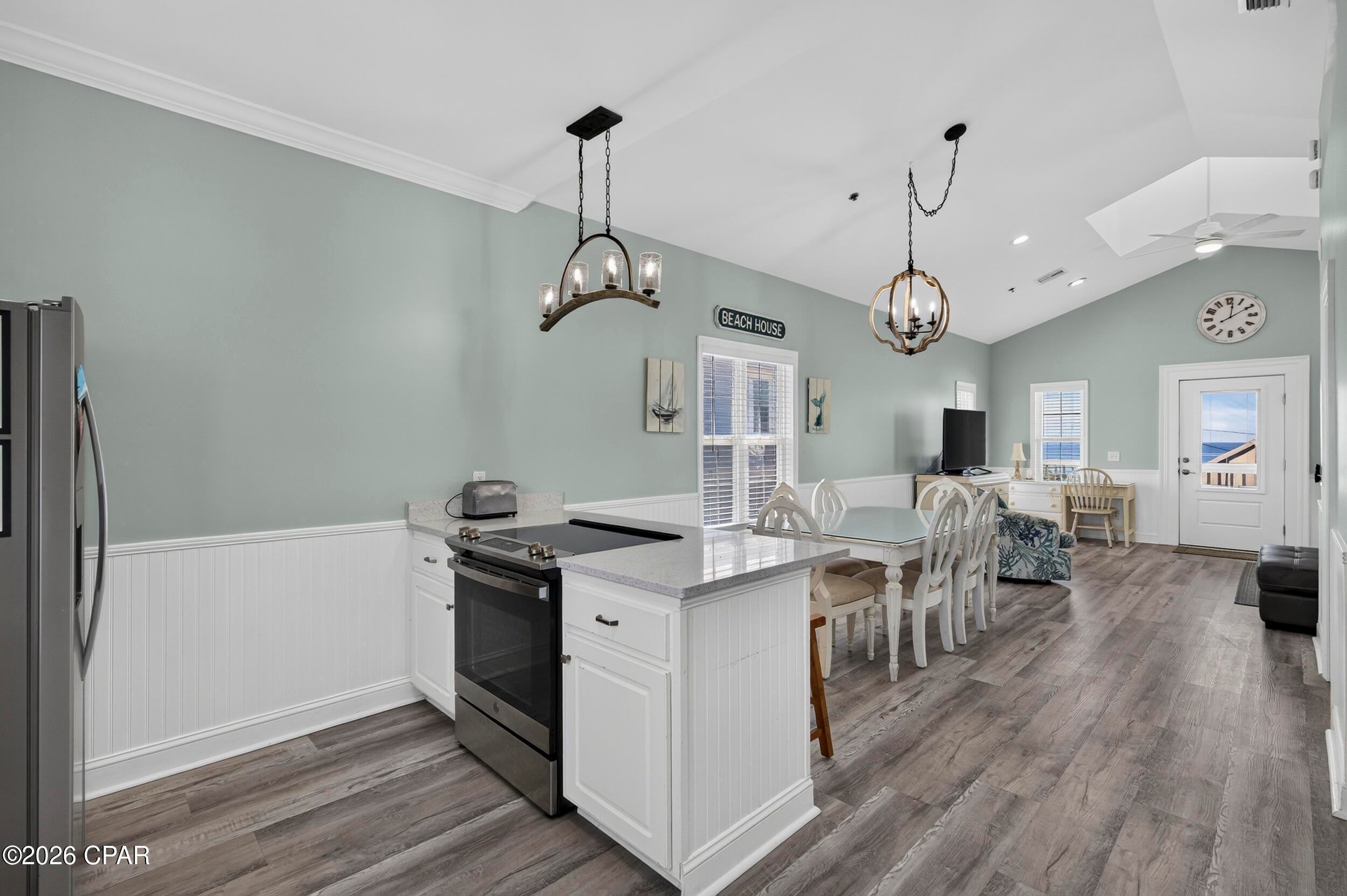 Summer Towne Cottage Condo Ph II - Residential