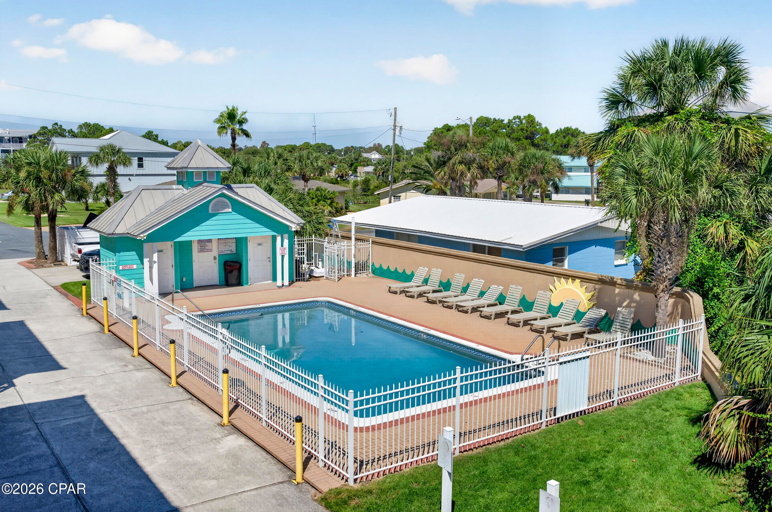 Summer Towne Cottage Condo Ph II - Residential