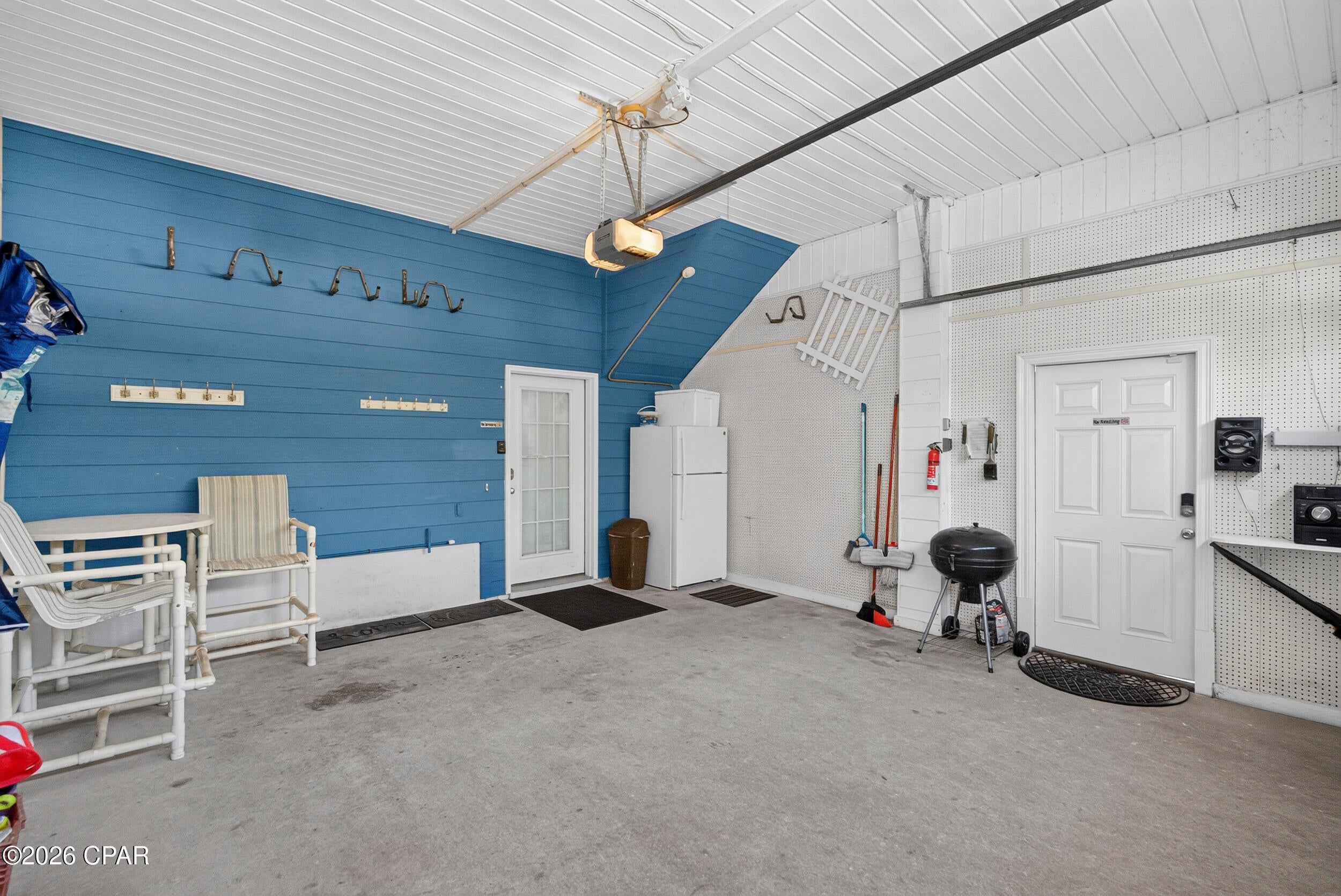Summer Towne Cottage Condo Ph II - Residential