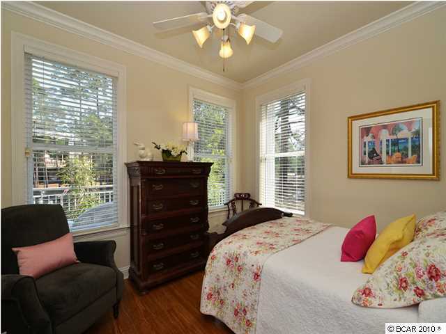 Lakewood Point Estate - Residential