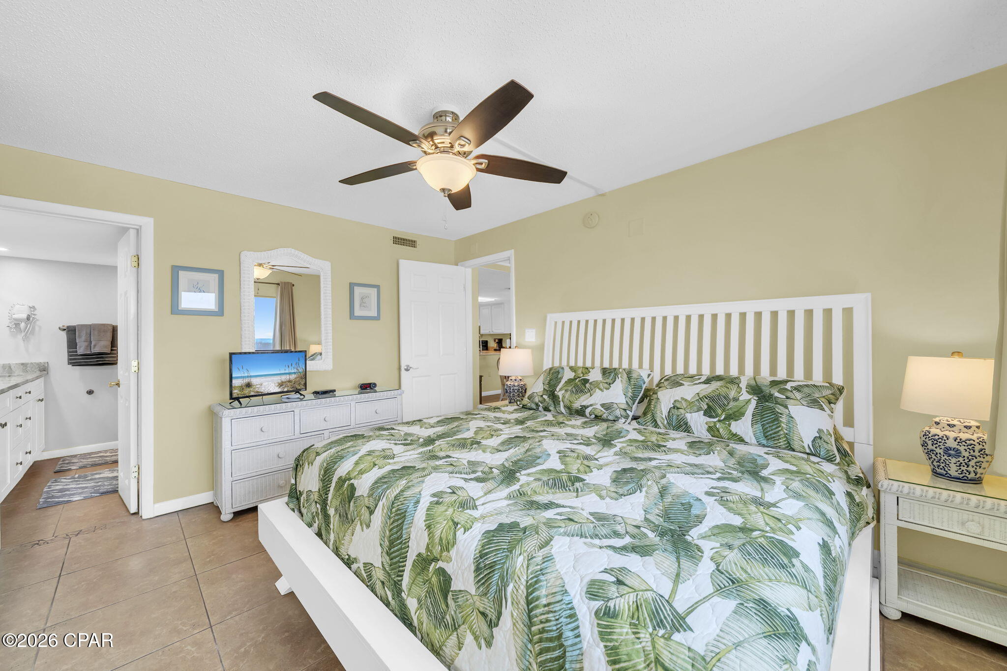 Pinnacle Port - Residential