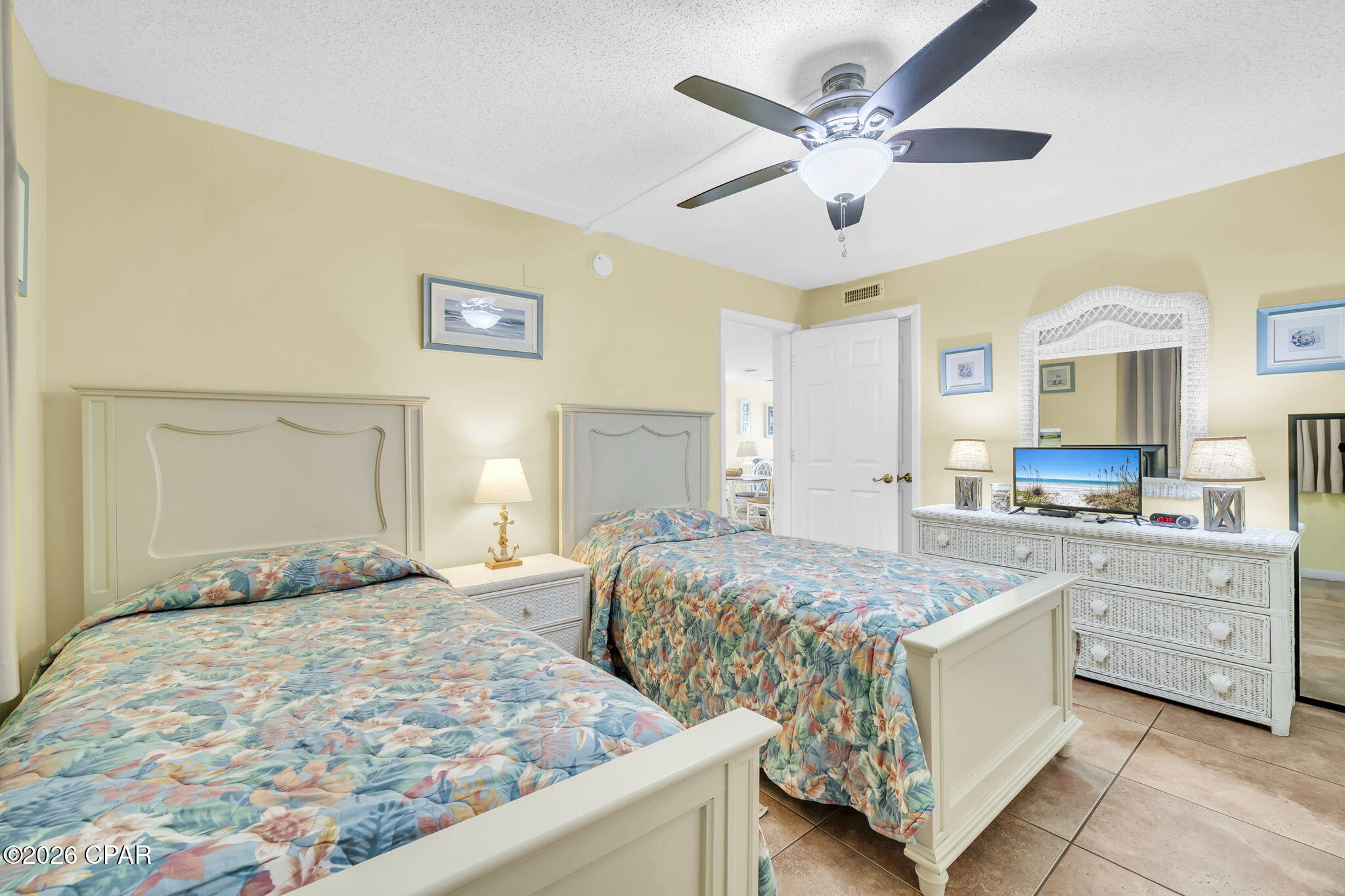 Pinnacle Port - Residential