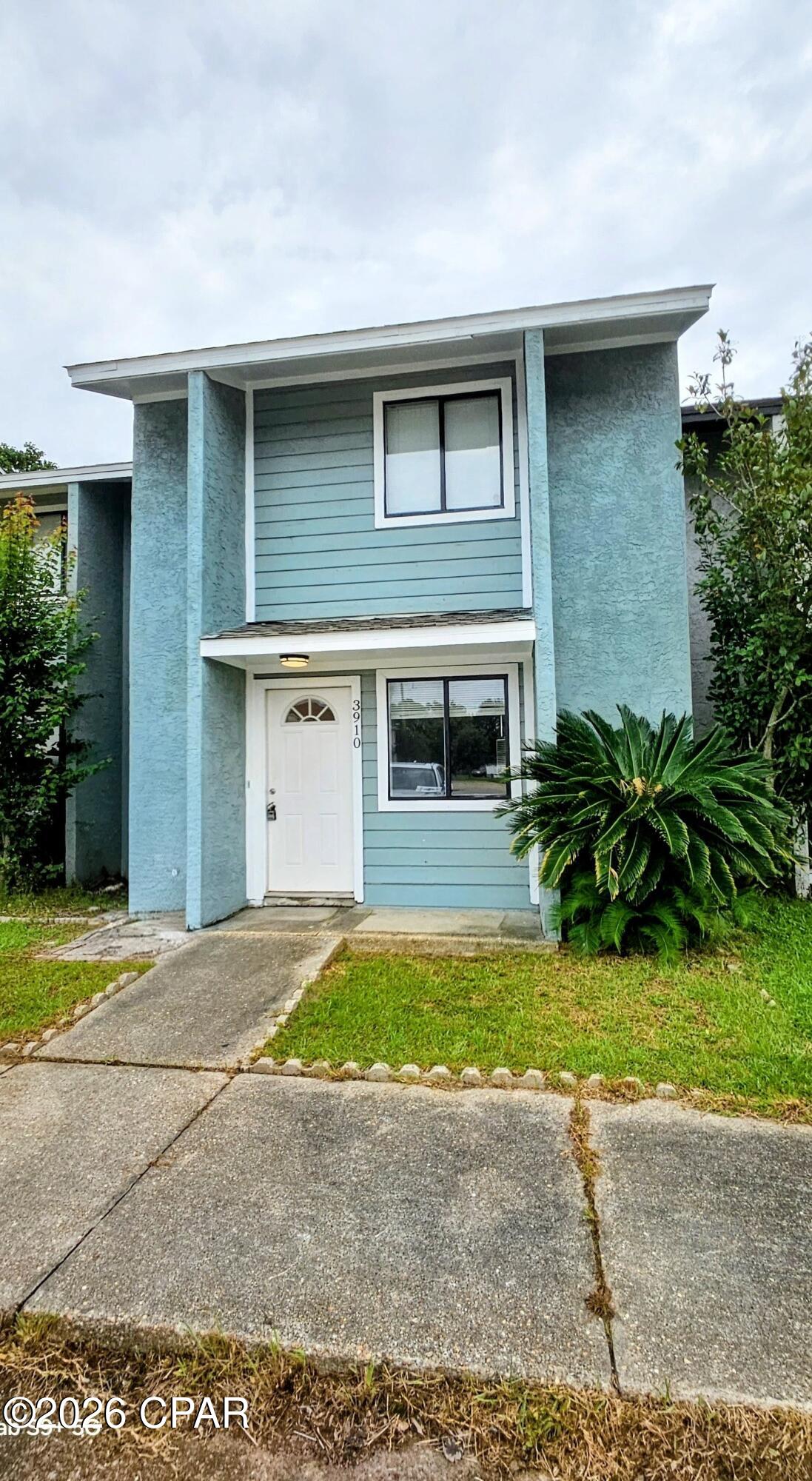 Venetian Villa 3rd Add - Residential Lease