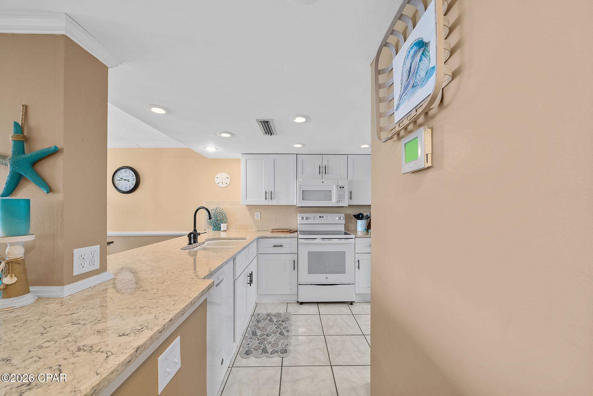 The Commodore - Residential
