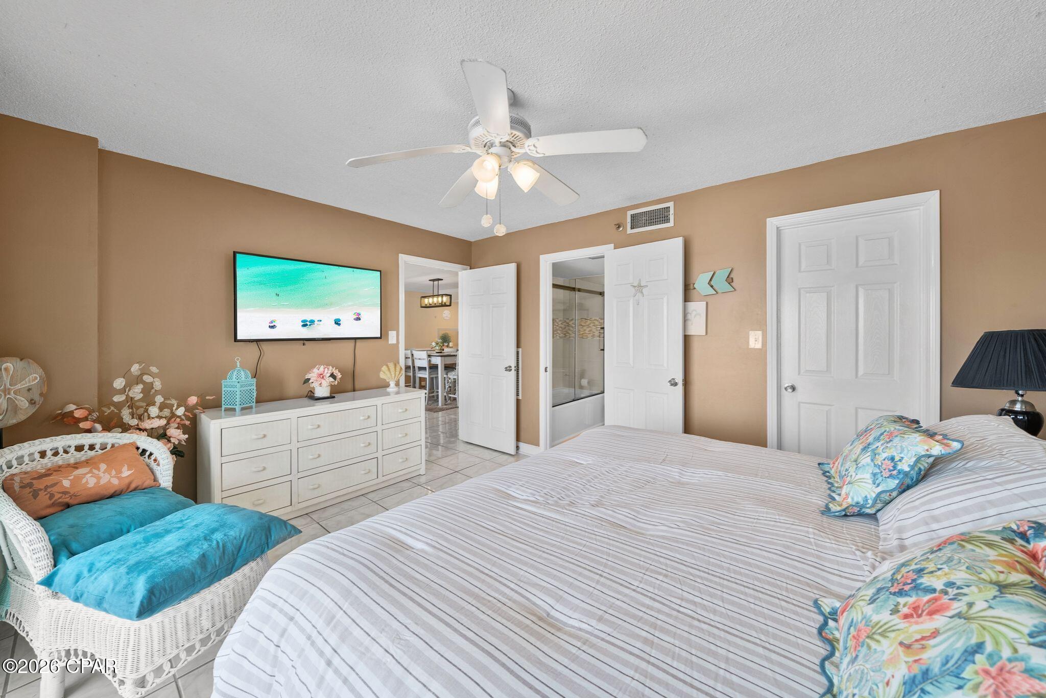The Commodore - Residential