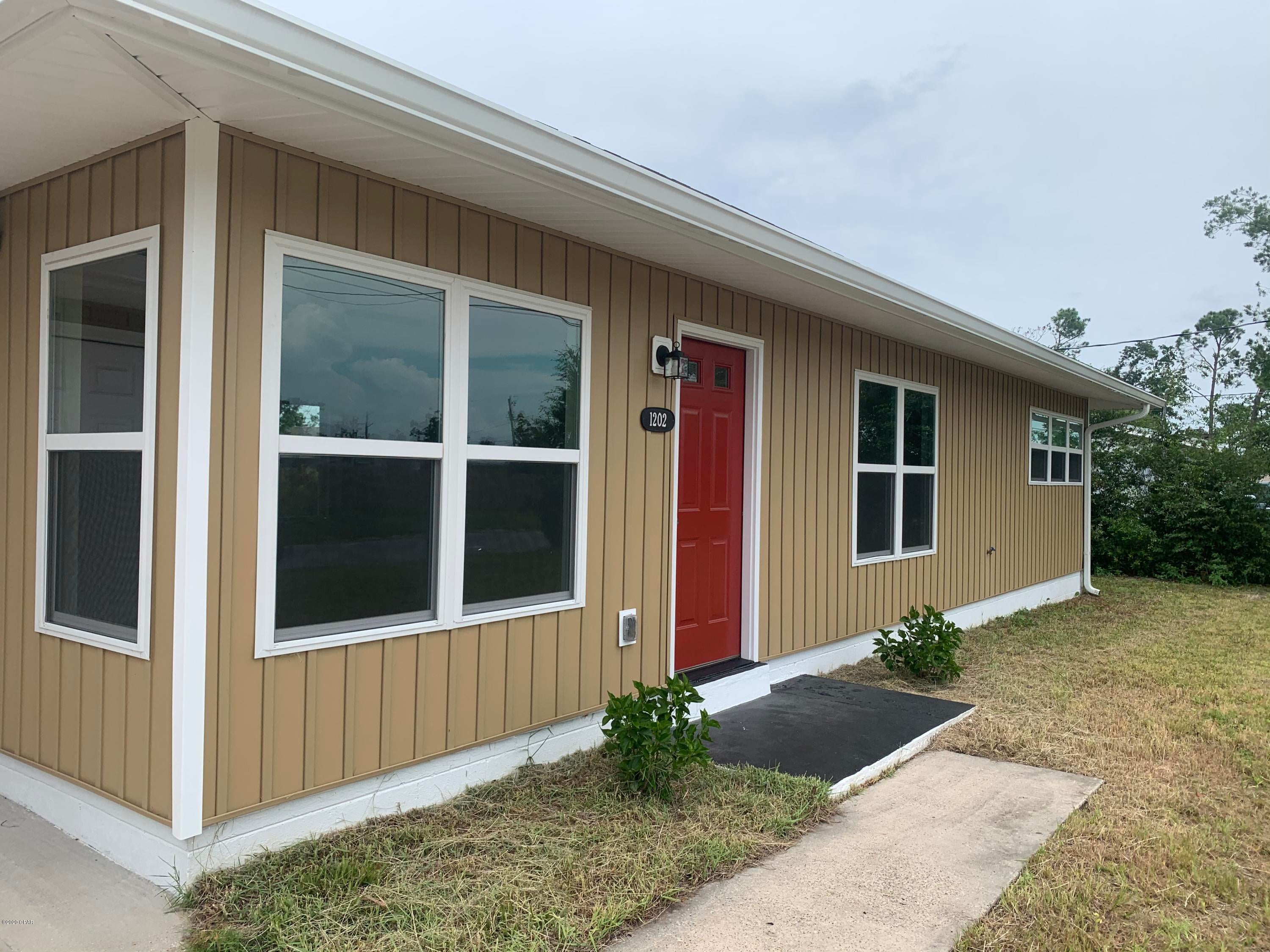Forest Park 2nd Add - Residential Lease