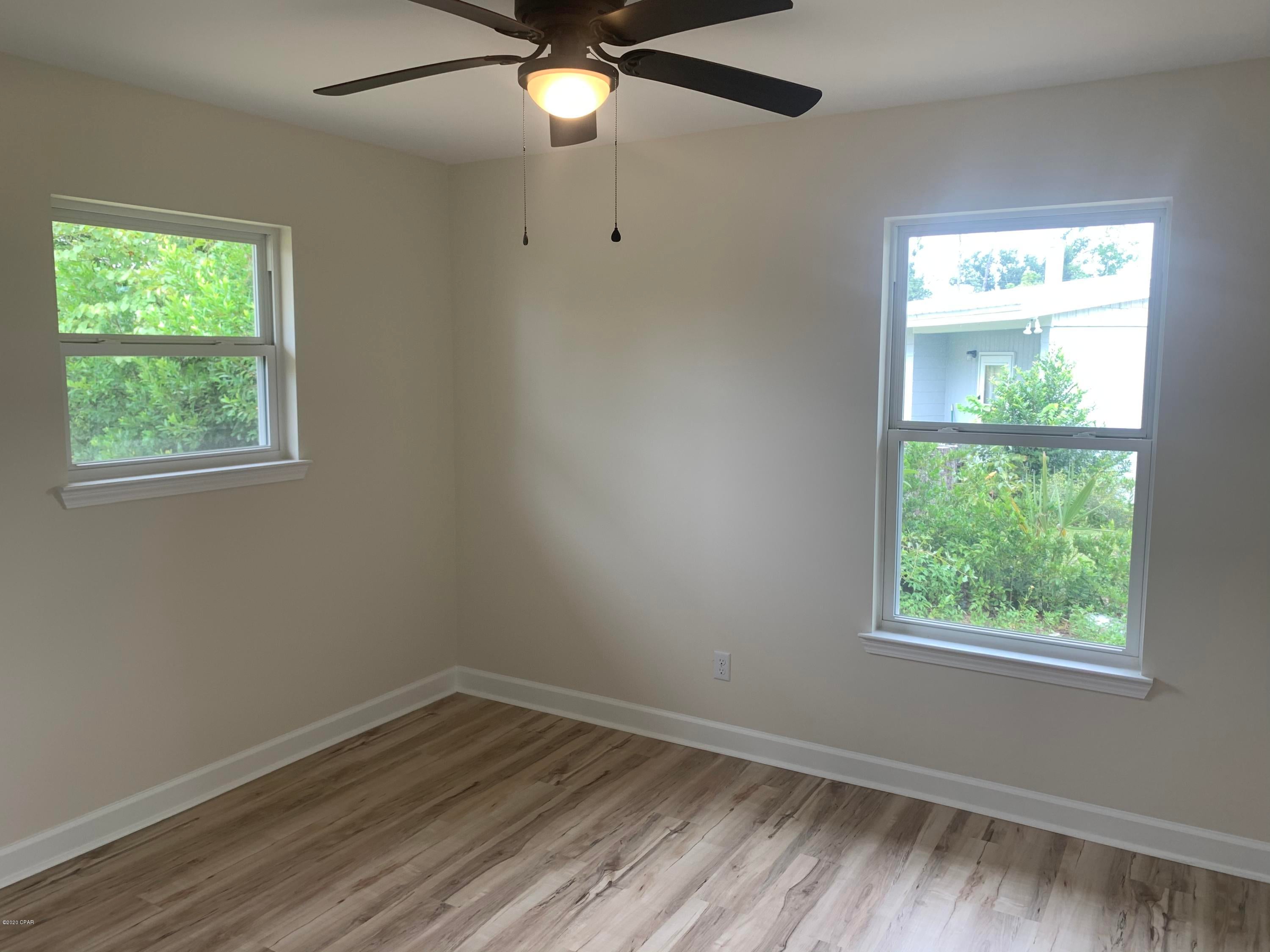 Forest Park 2nd Add - Residential Lease