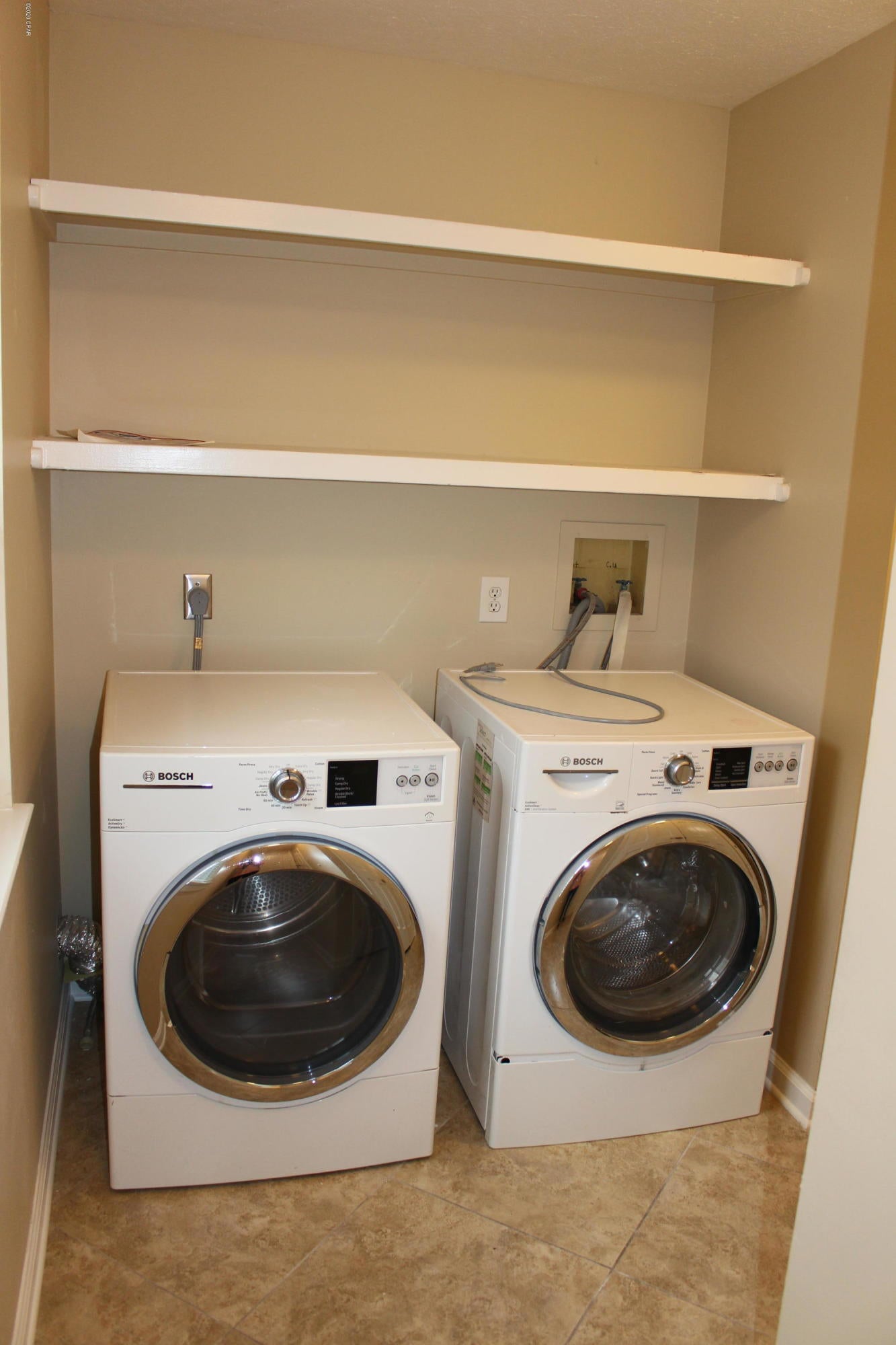Premier Estates Ph 1 - Residential Lease