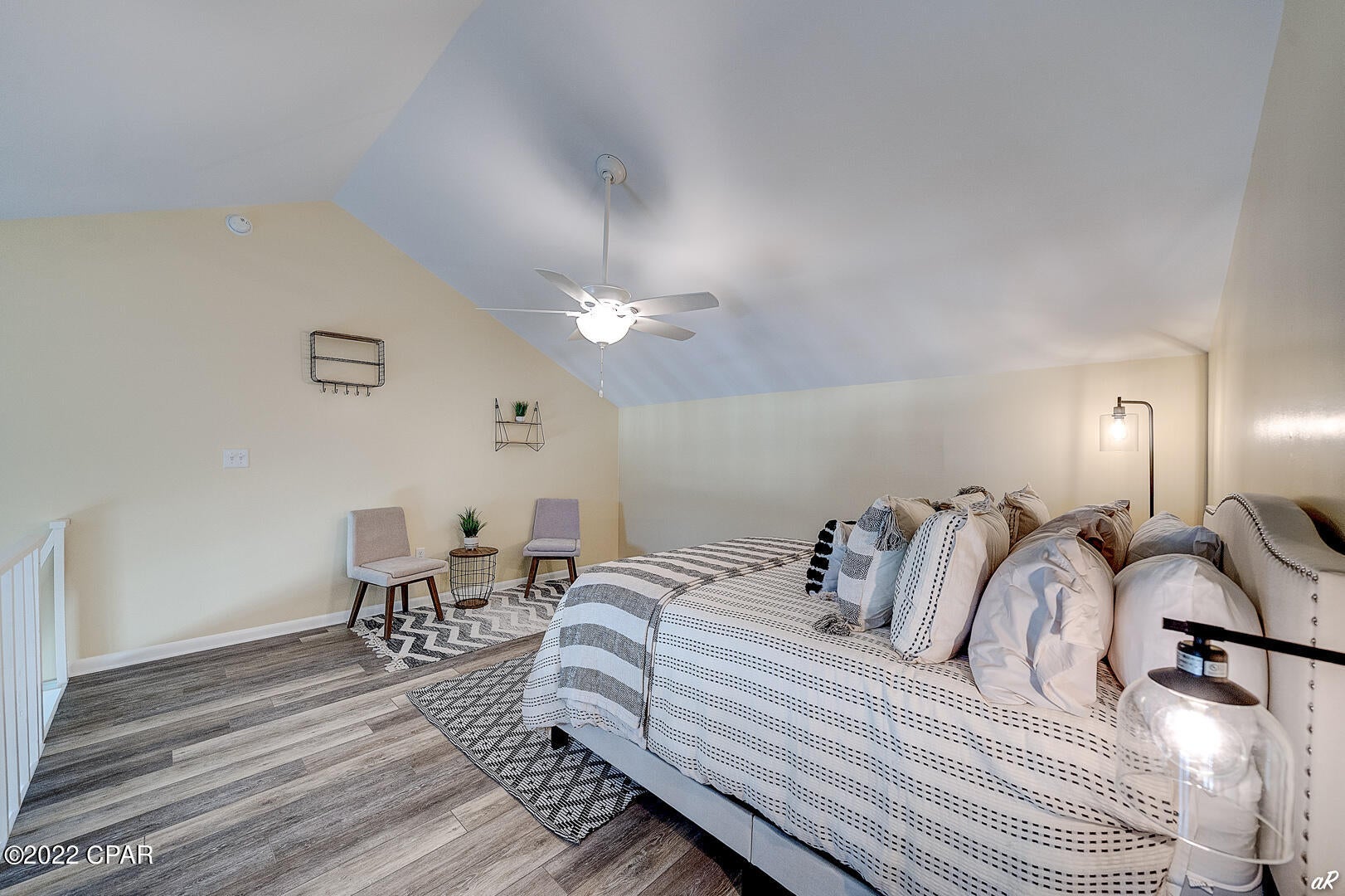 Treasure Cove Condo. - Residential Lease