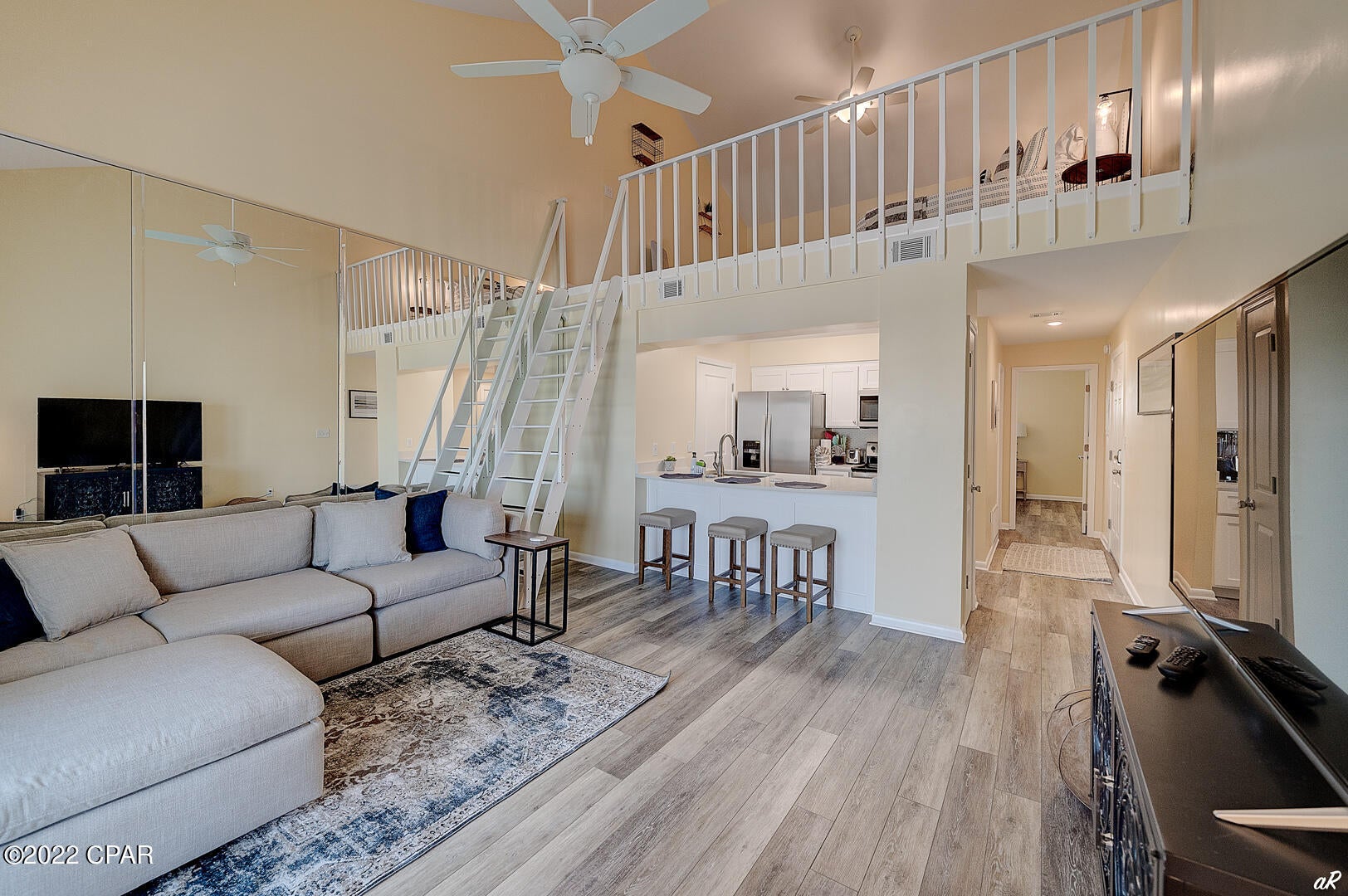 Treasure Cove Condo. - Residential Lease