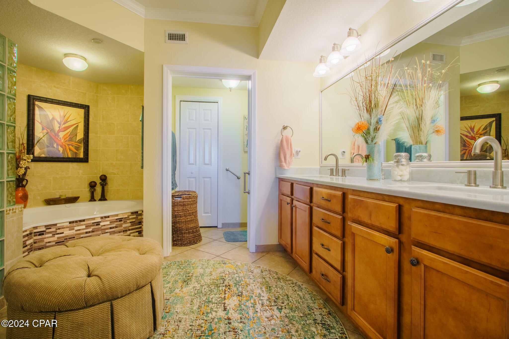 Magnolia Bay Club - Residential