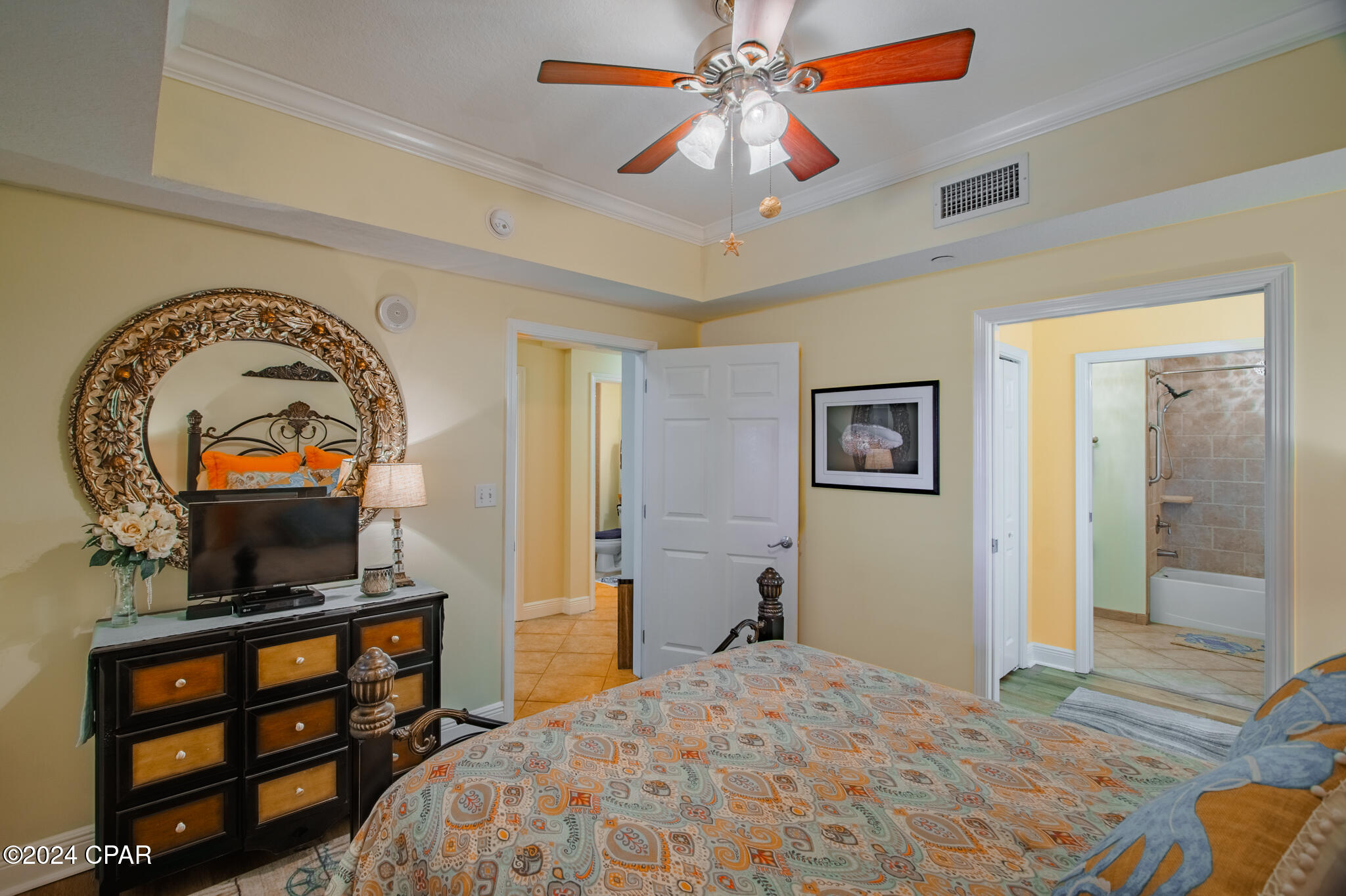 Magnolia Bay Club - Residential