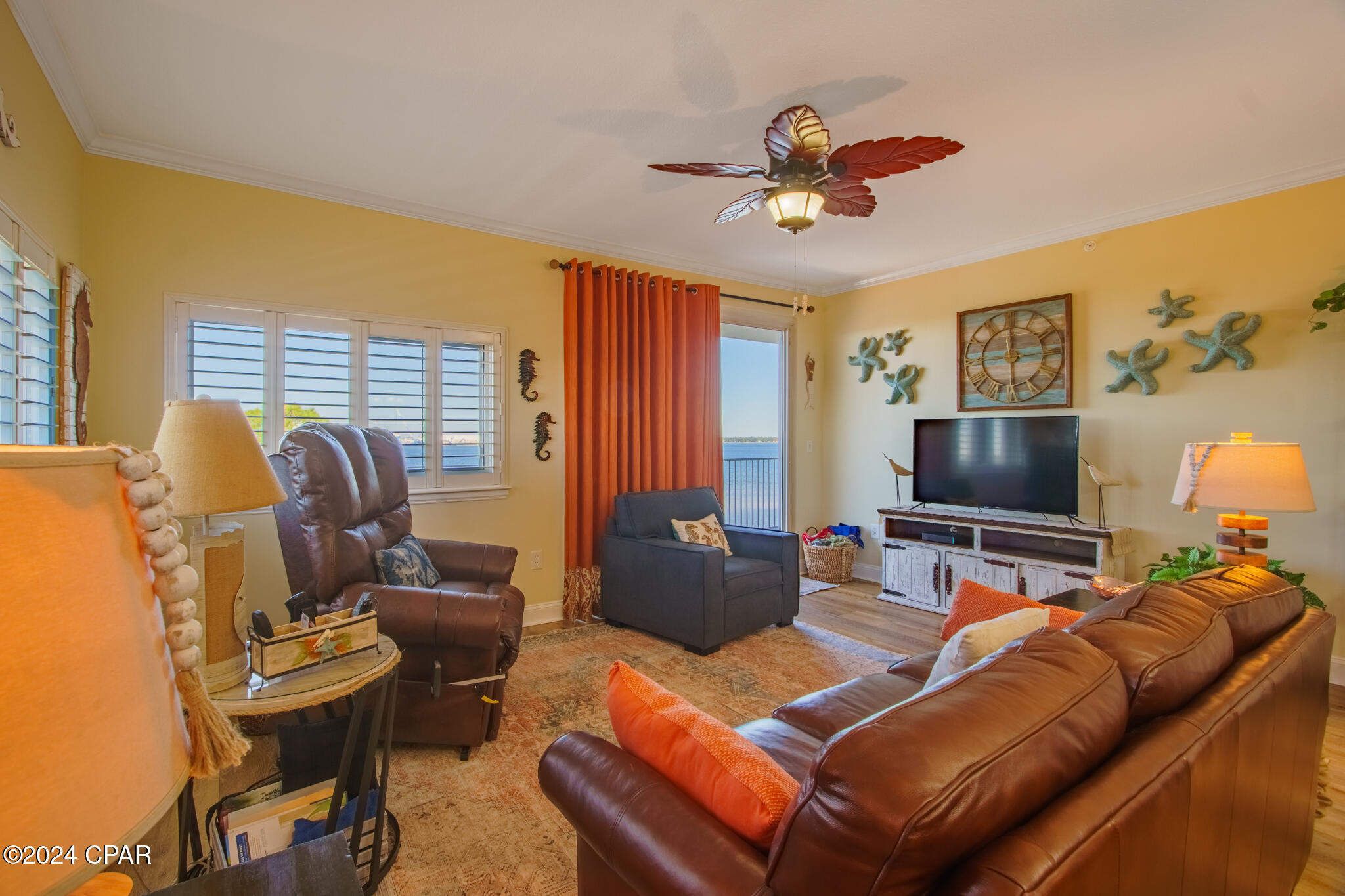 Magnolia Bay Club - Residential