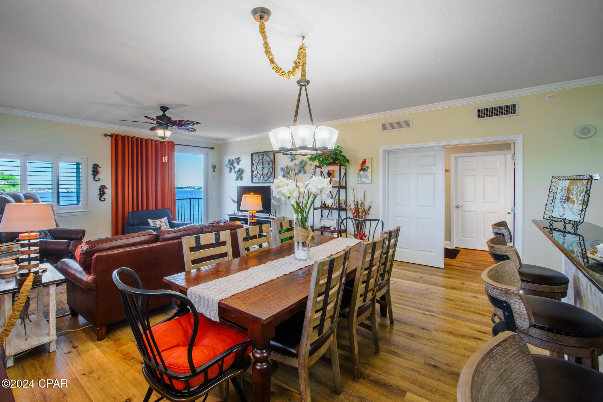 Magnolia Bay Club - Residential
