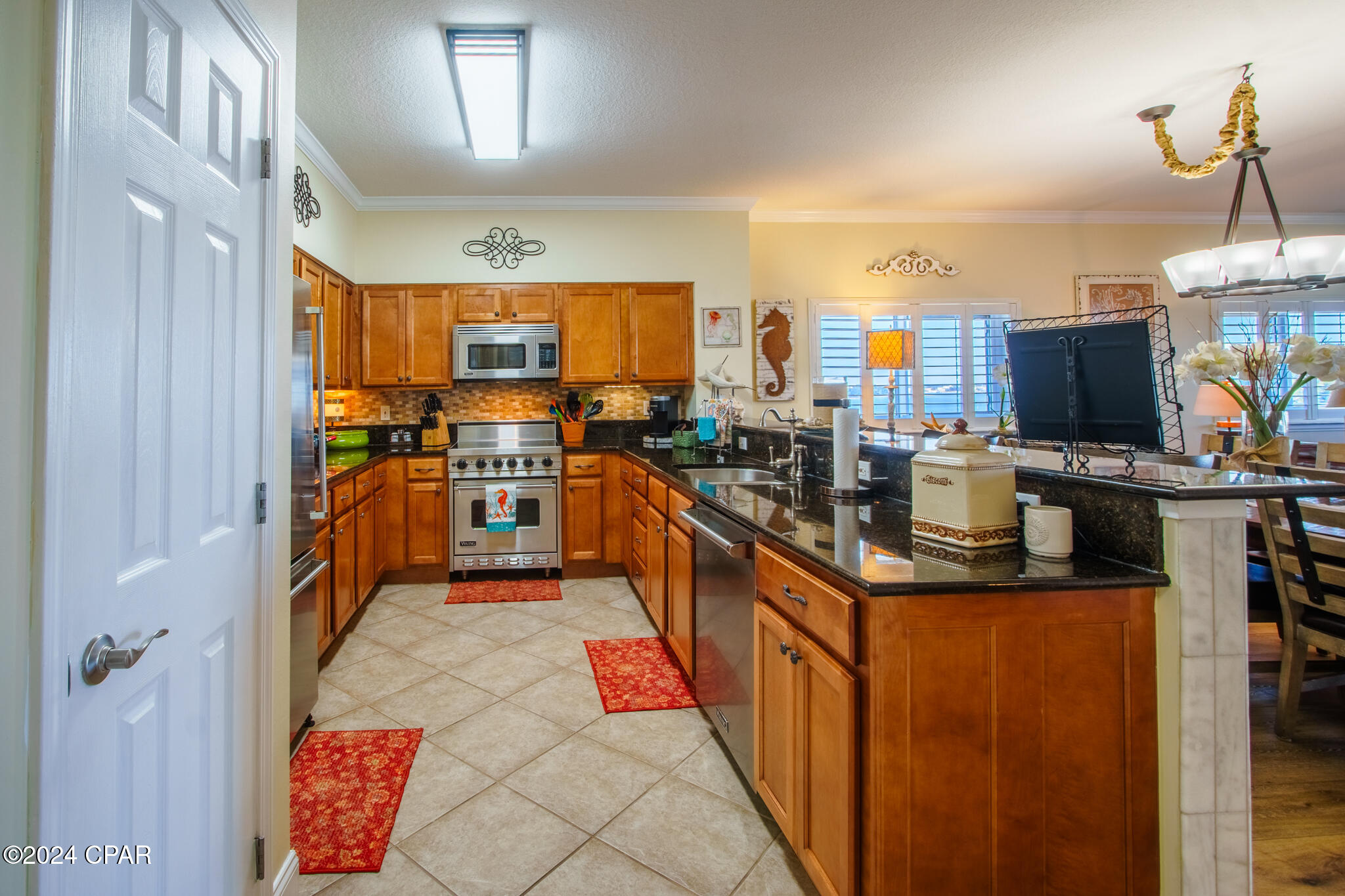 Magnolia Bay Club - Residential